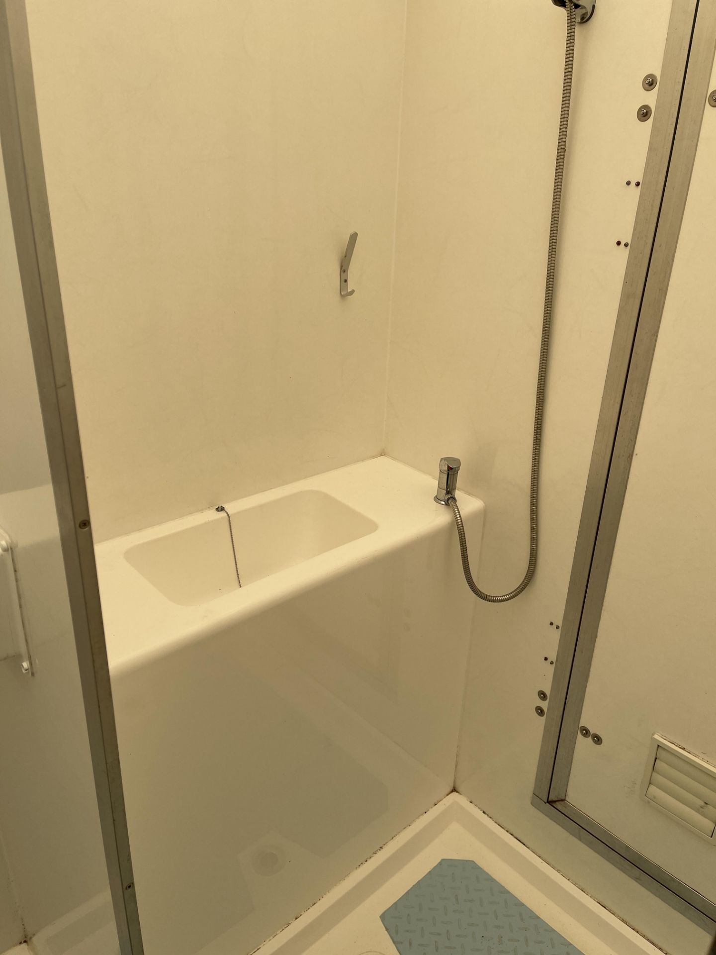 SMH Mobile De-Contamination Unit Comprising Dirty End, Twin Shower Enclosure, Clean End, Fitted with - Image 43 of 74
