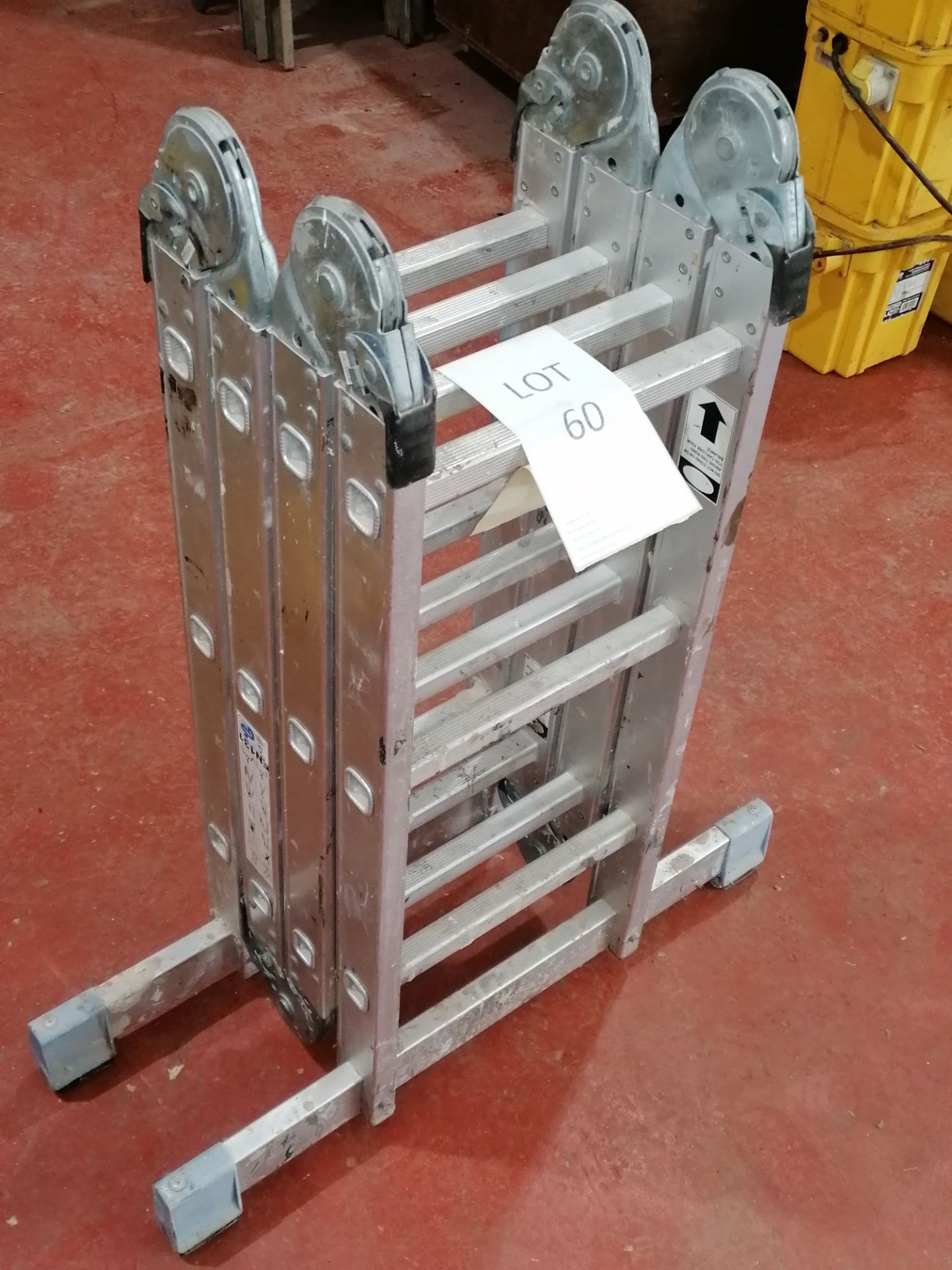 ES131 Aluminium Foldable Step Ladders