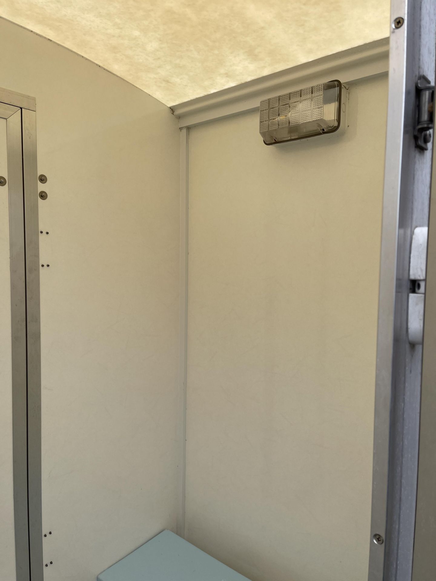 SMH Mobile De-Contamination Unit Comprising Dirty End, Twin Shower Enclosure, Clean End, Fitted with - Image 36 of 74