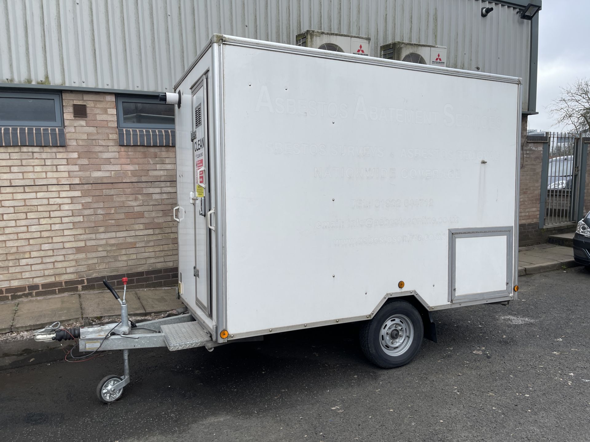 Mobile De-Contamination Unit Comprising Dirty End, Shower Enclosure, Clean End, Fitted with Knott