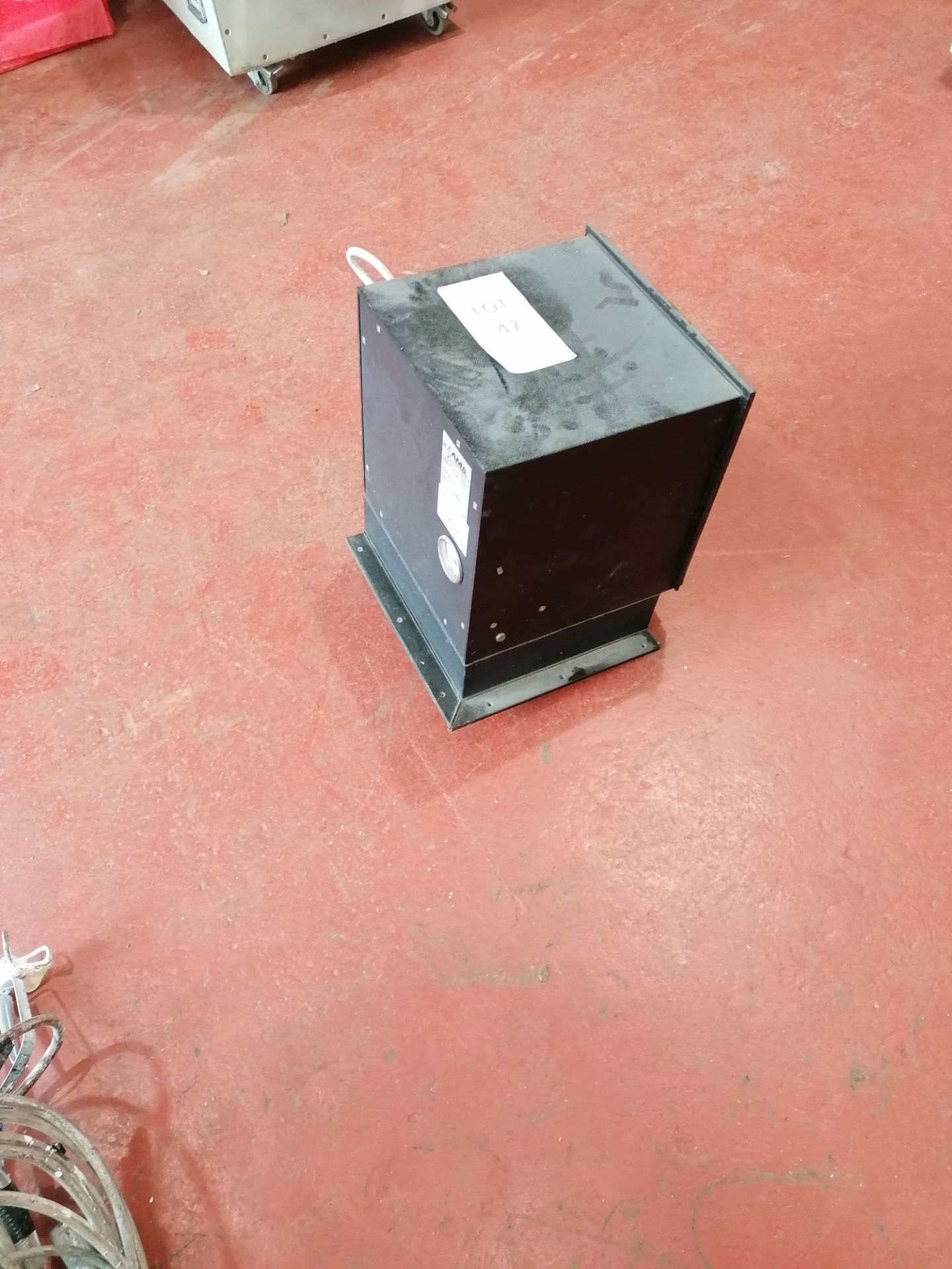 AMS NPU 500 Extractor/Filter Unit 110V, Serial No. 13429 (2013) - Image 2 of 5