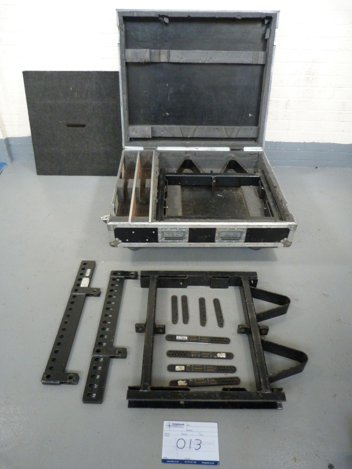 Martin Audio Wavefront Flying and Stacking Rigging Kit. Cased. Included within Lot 10. If sum of - Image 3 of 8