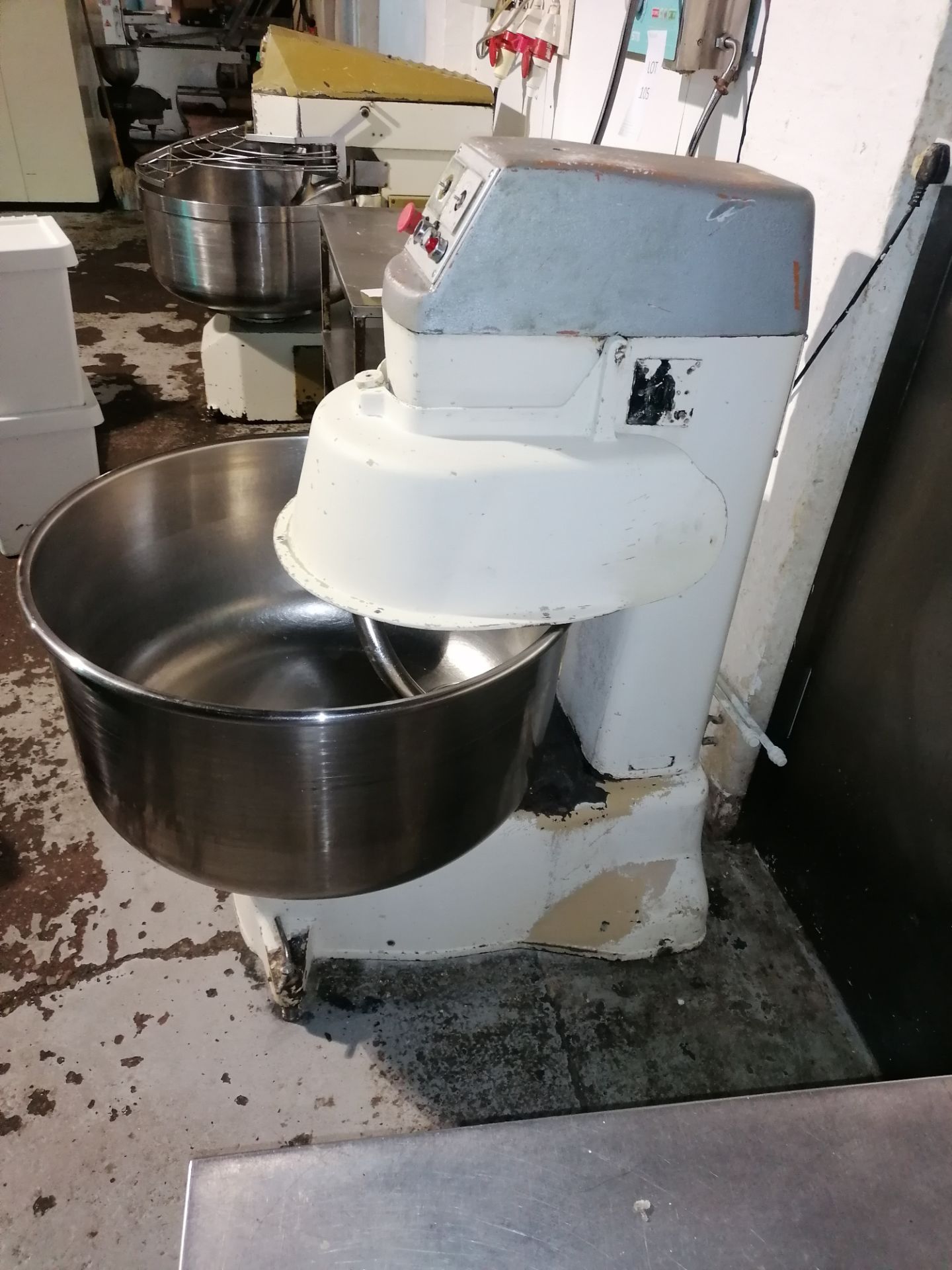 Commercial Food Mixer With Stainless Steel Bowl - Image 5 of 5