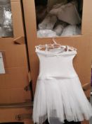 100+ Standard white tutus sizes 00-3A.