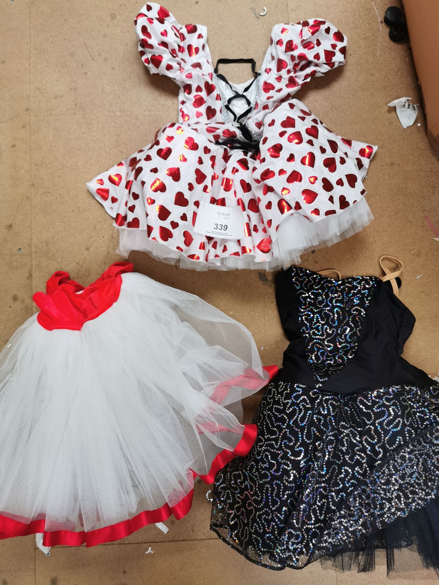 30+ Estimated dance dresses and skirts in a variety of sizes and designs