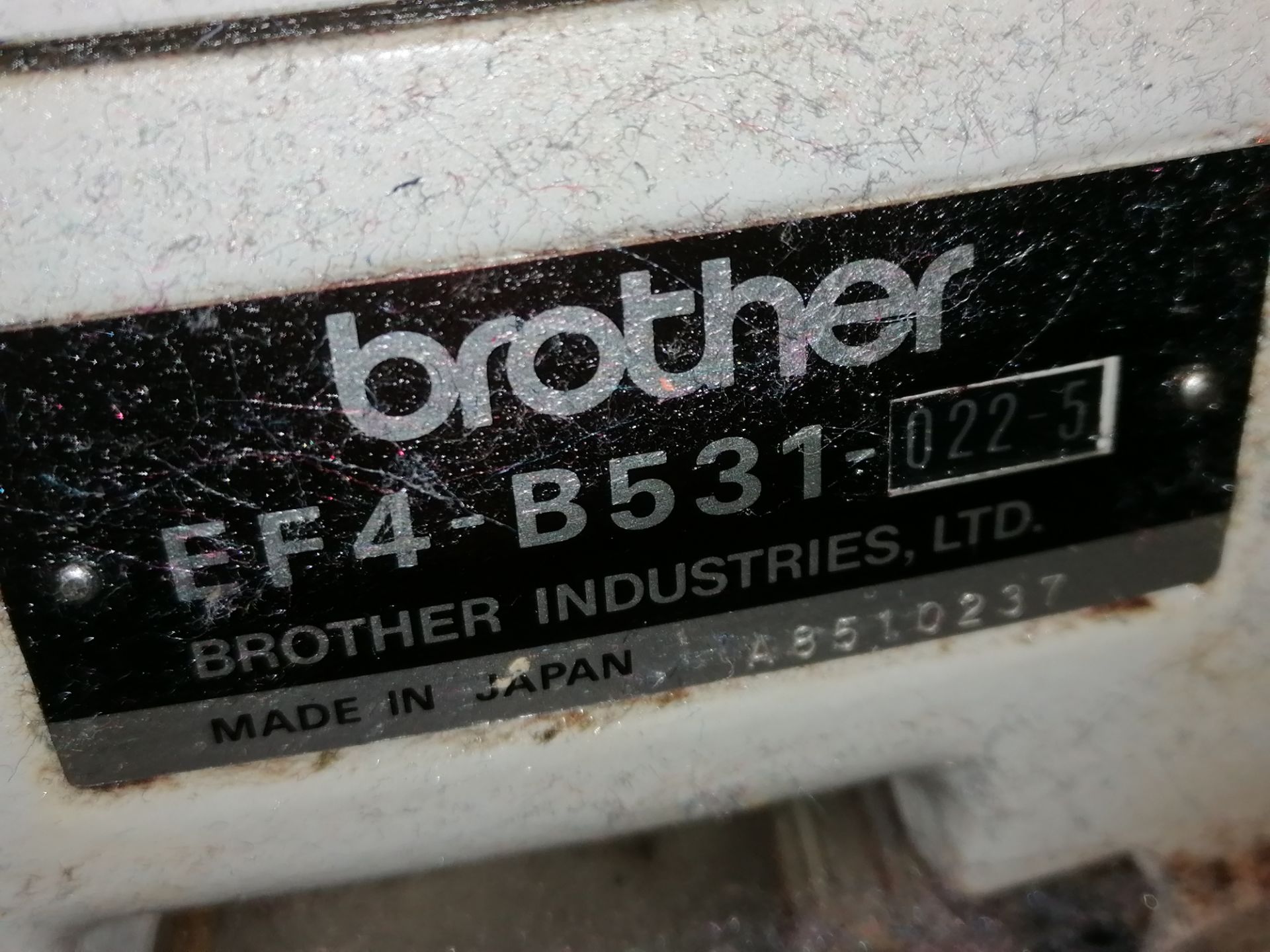 Brother EF4 - B531- 022-5 Industrial 4 thread over locker sewing machine Serial No A8510237 - Image 5 of 5