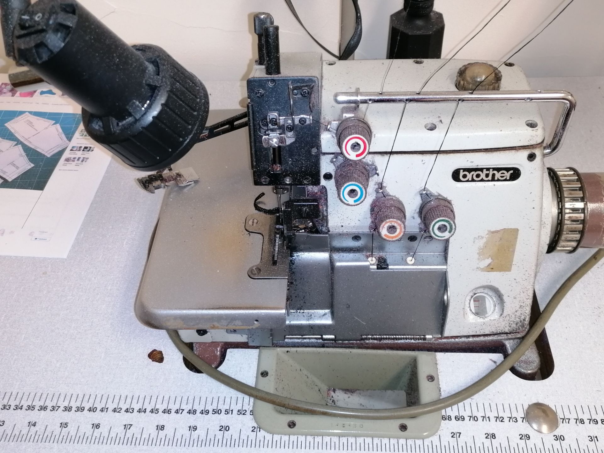 Brother EF4 - B531- 652-5 Industrial 4 thread over locker sewing machine Serial No A6545437 - Image 4 of 5