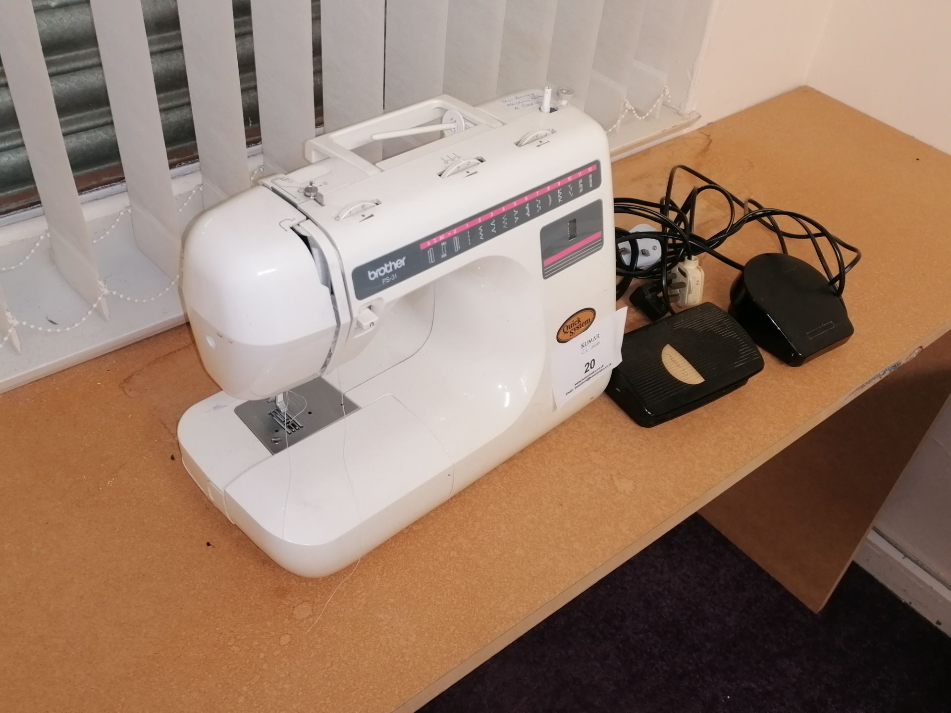Brother PS-31 Sewing machine with pedel controls - Image 2 of 5