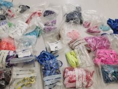 Large amount of craft elesticated straps .Various sizes and Colours