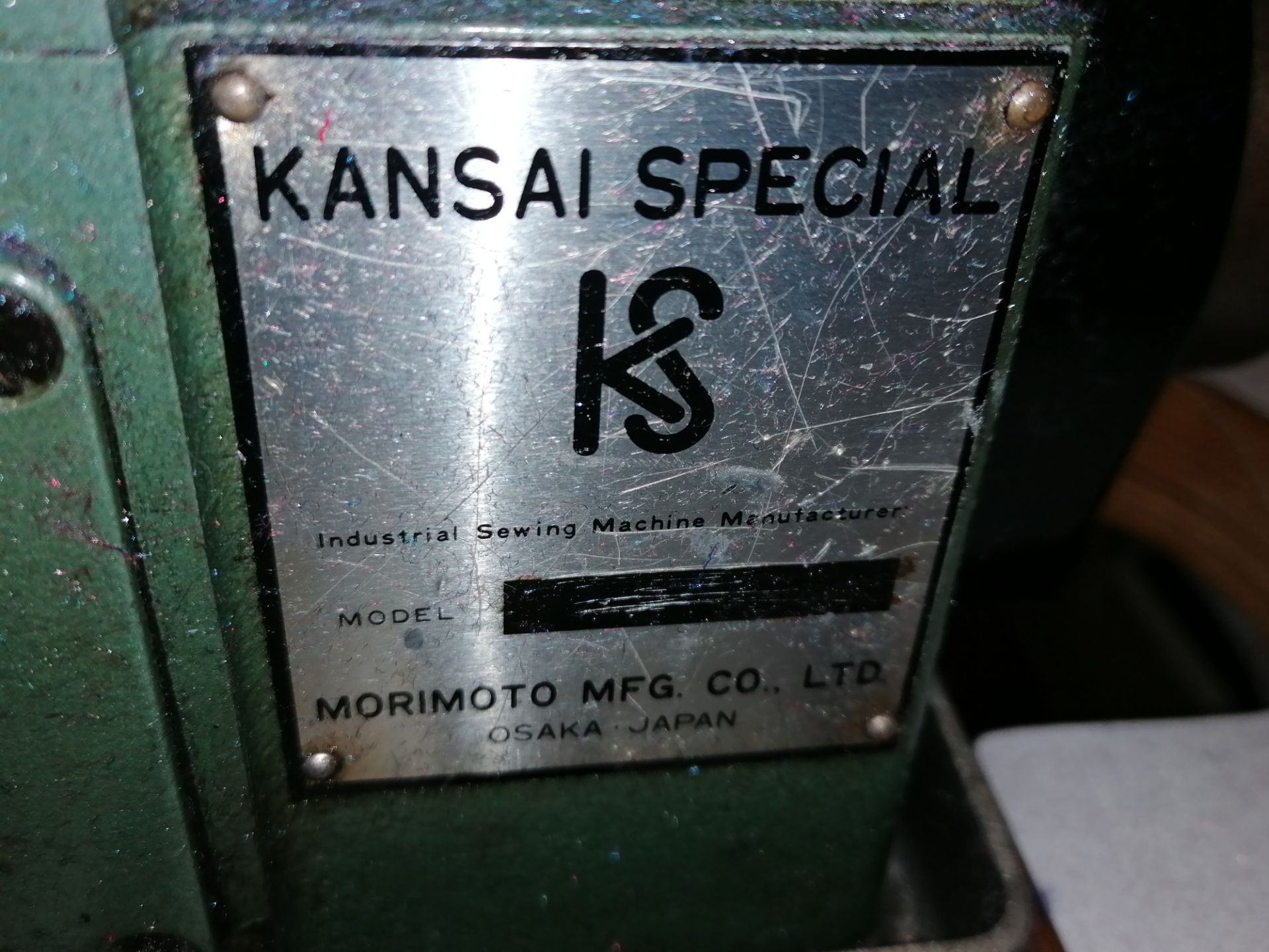 Kansai Special W-8003F Needle cover stitch industrial sewing machine Serial No KS021134 - Image 5 of 5