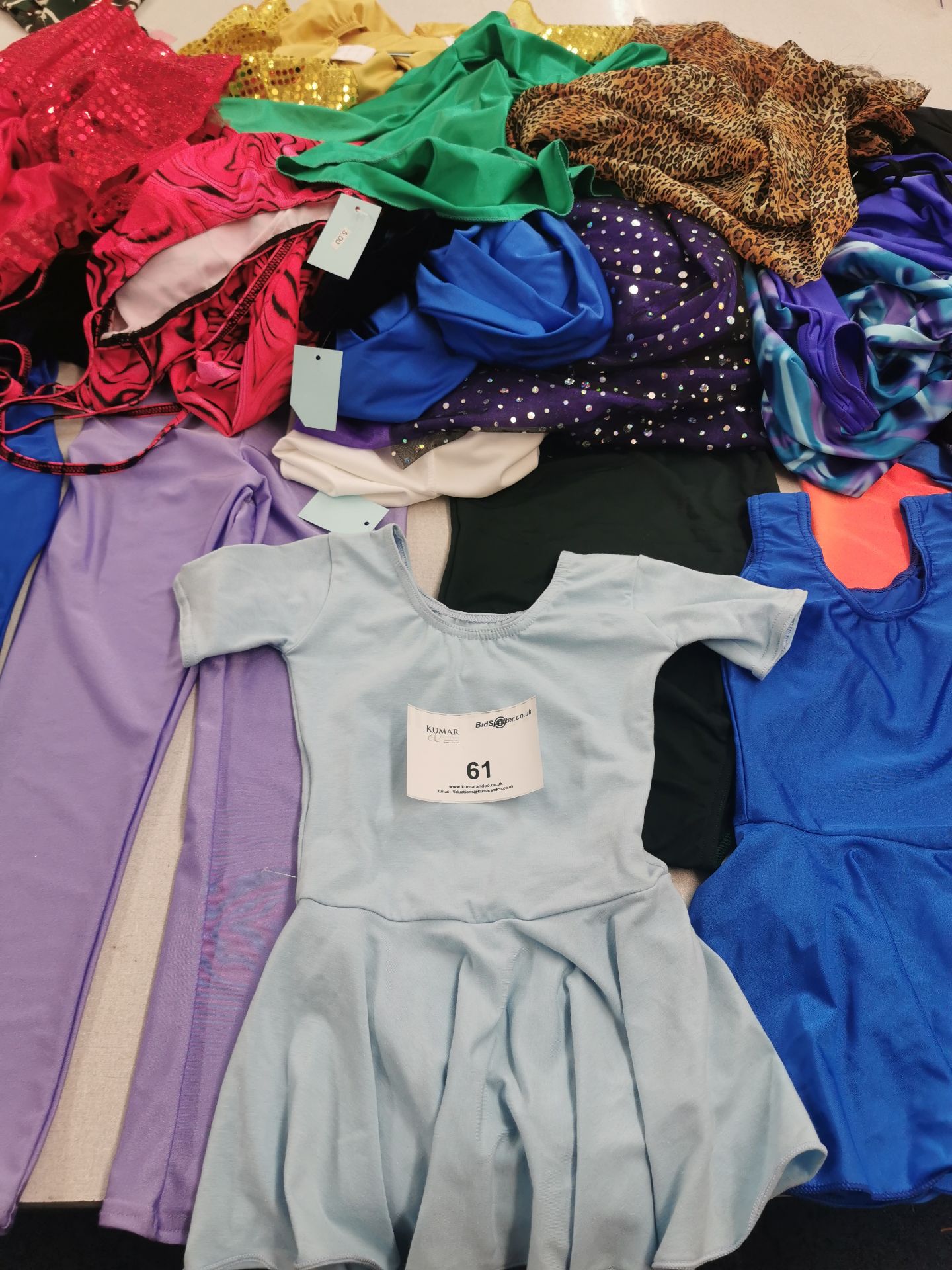 100pc Childrens dance clothes ,leotard ,dresses,trousers variuos sizes and designs - Image 3 of 5