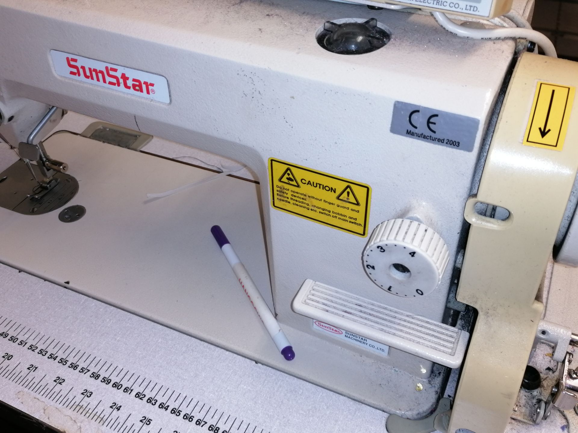 Sunstar KM-250A SPU Lockstitch industrial programable sewing machine Manufactured 2003 - Image 3 of 5