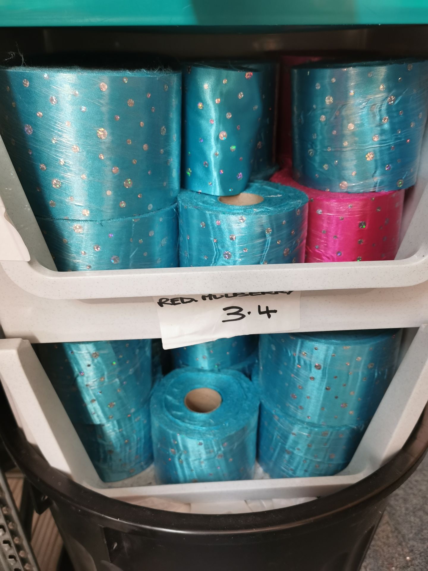 33x Sequin fabric rolls in pink and blue - Image 3 of 4