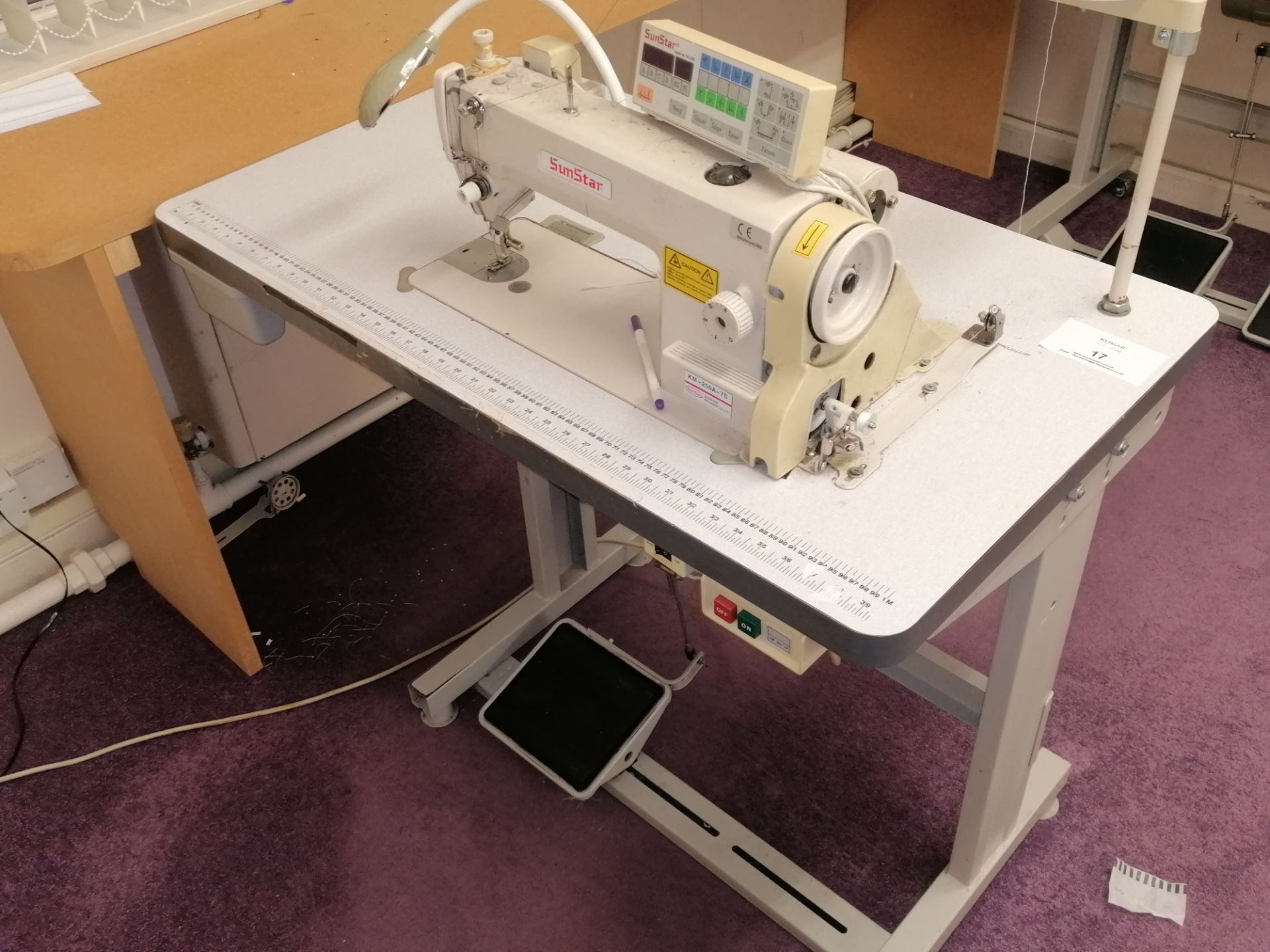 Sunstar KM-250A SPU Lockstitch industrial programable sewing machine Manufactured 2003 - Image 2 of 5