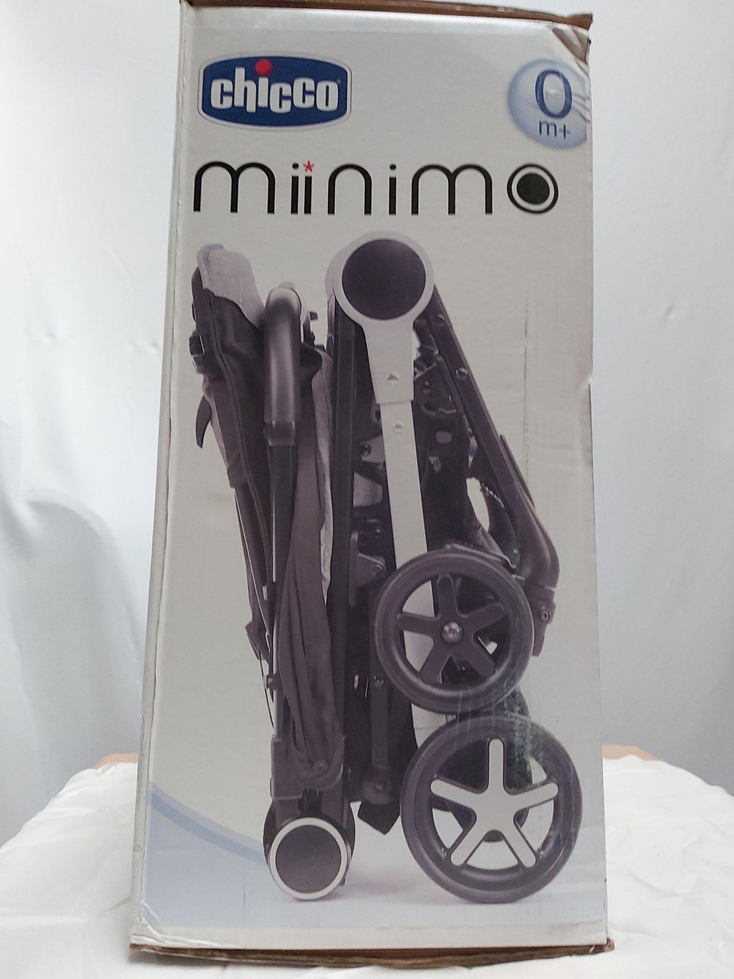 5 x Chicco Miinimo Paprika Red Folding Stroller. Condition New & Sealed. (RRP £550) - Image 3 of 4