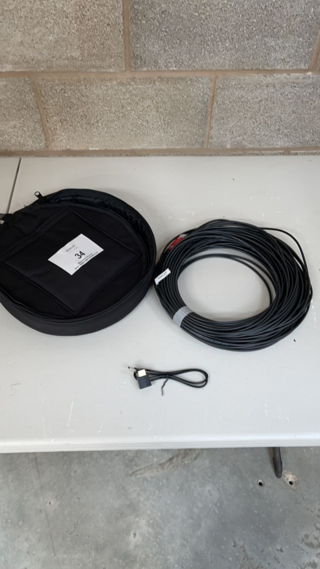 Kramer 45 meter 4K HDMI Fibre Cable c/w Bag - Image 2 of 4