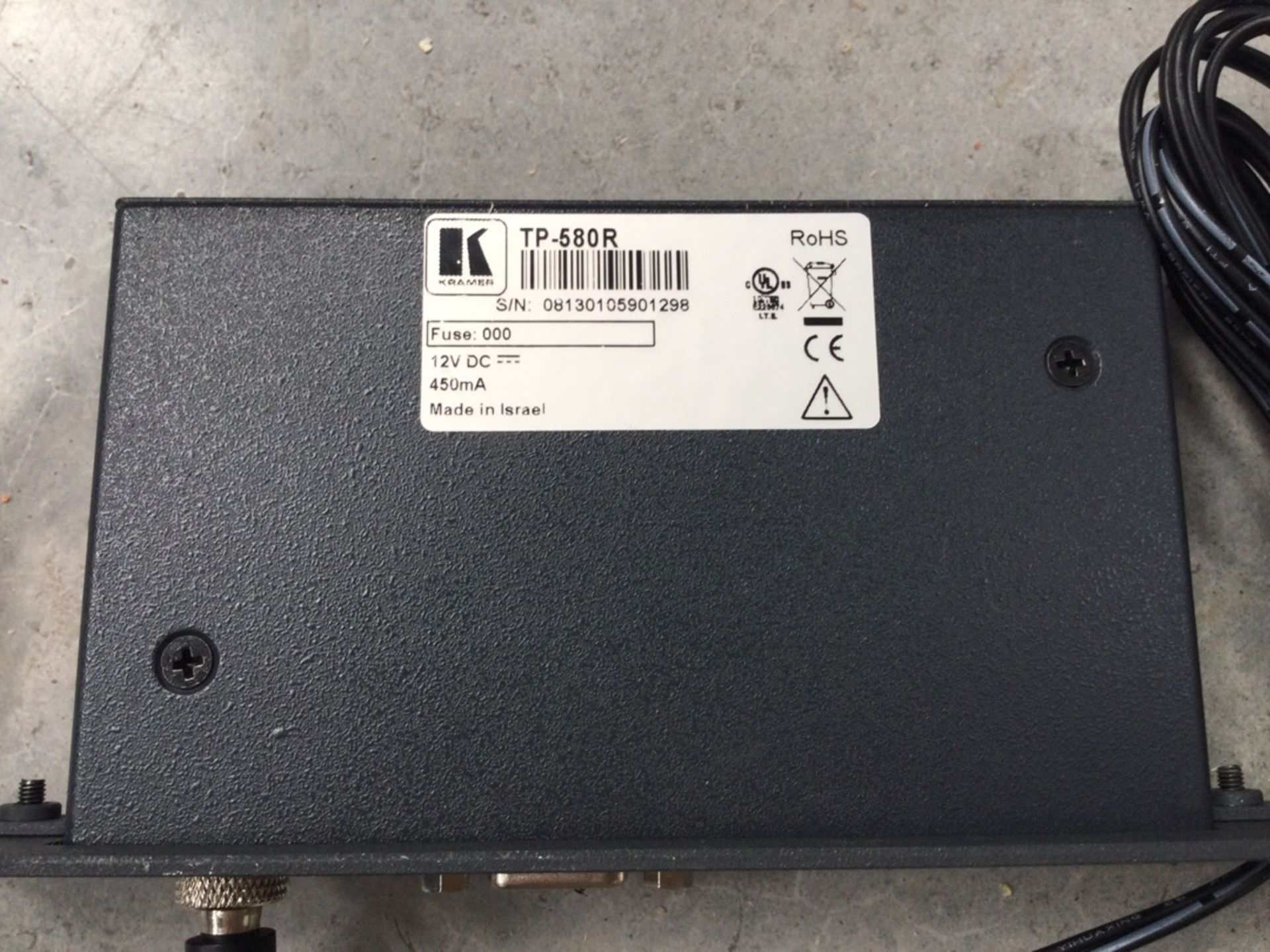 Kramer TP-580T / TP-580R Cat5 Transmit and Recieve Kit c/w PSU’s & 1U Rack Mount - Image 3 of 4