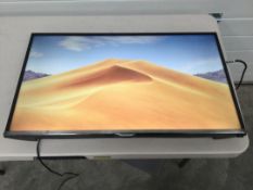 Samsung UE32J5100AK 32” Screen c/w IEC & Remote (NO STAND)