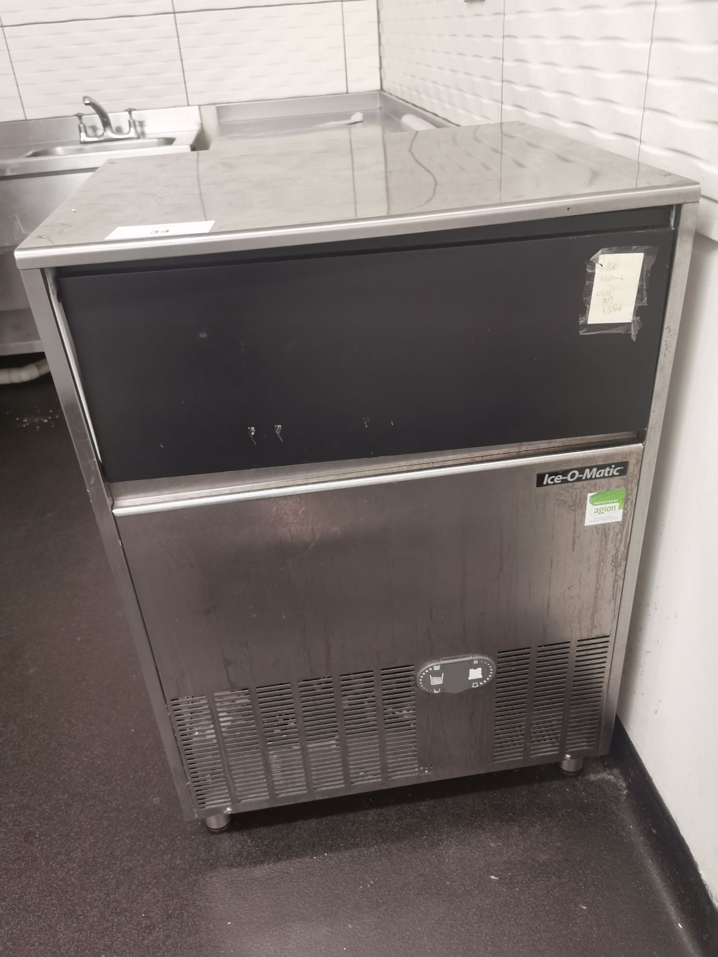 ICE-O-MATIC AS230/50/1 B80A ice maker Serial No LX