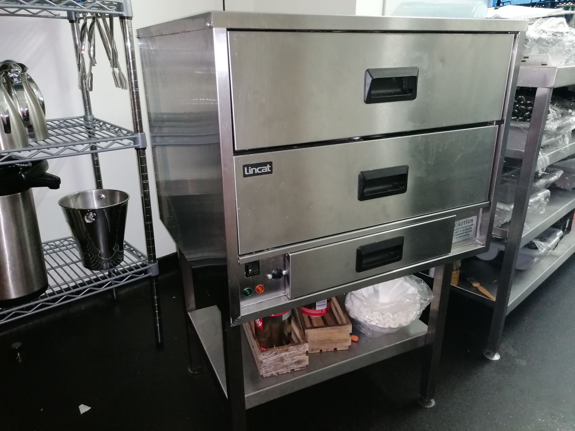 Lincat Model FWDG foodwarmer draws with stainless