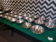 27 x stainless steel kitchen bowls various sizes