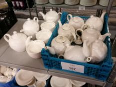 10 x Denman tea pots & 3 x Denman mugs