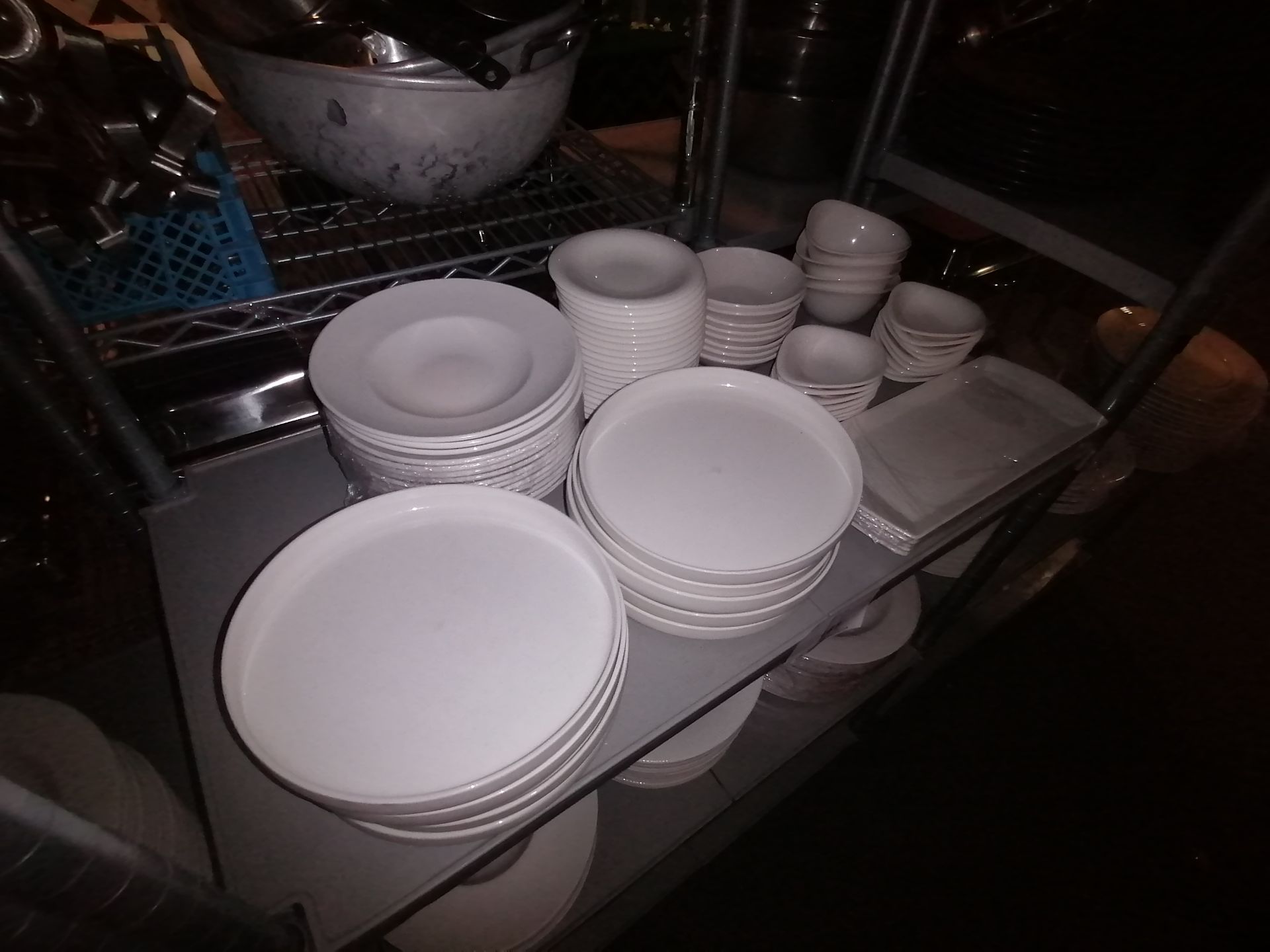 60+ porcerlain/ ceramic dishes from Villeroy & Boc - Image 5 of 5