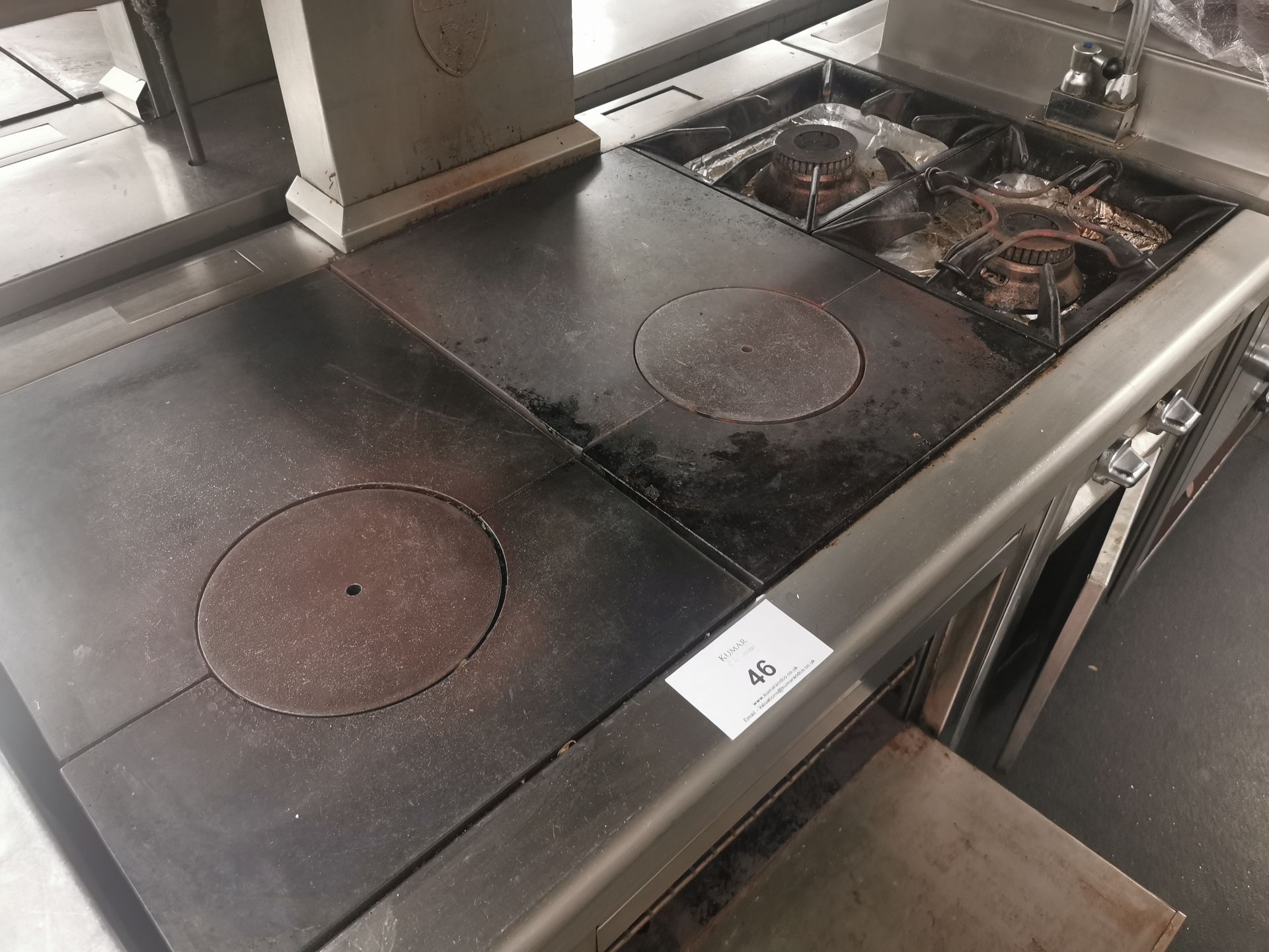 Charvet pro series hot plate oven and hob W 127cm - Image 5 of 5