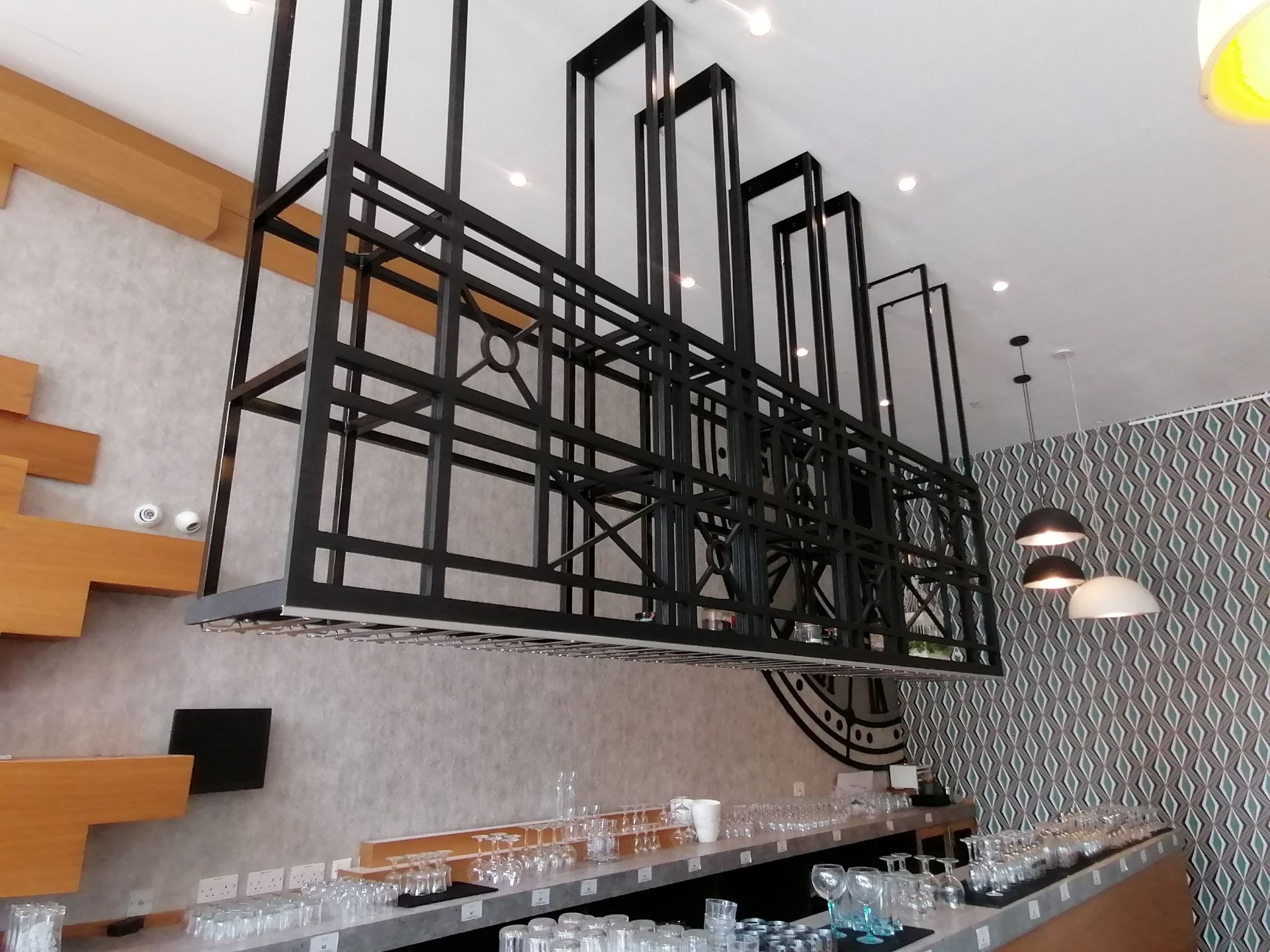 1 x Large over head glass rack and bottle display. Measuring 3.85 meters x 2.5 meters 0.76 meters - Image 4 of 7