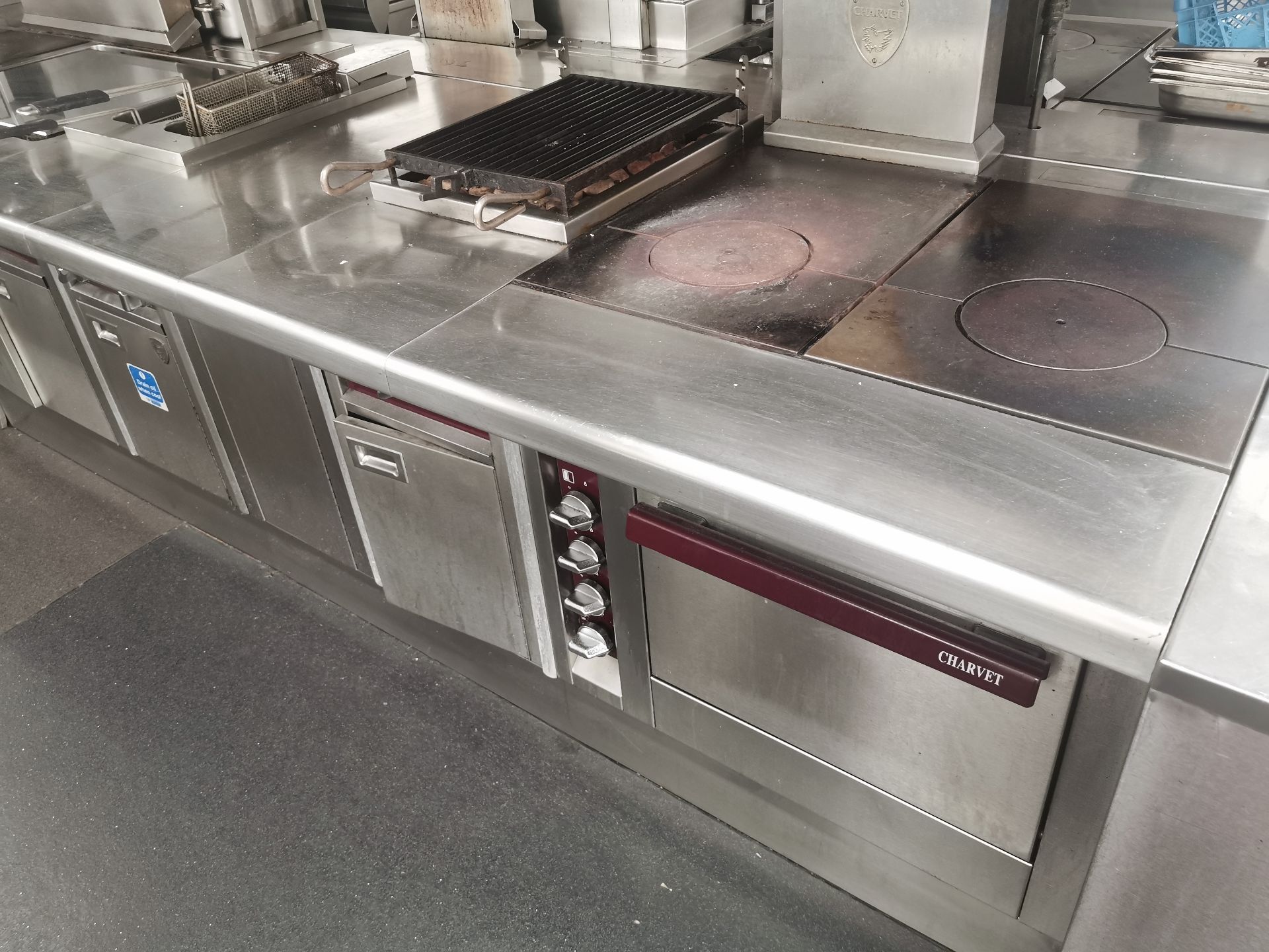Charvet pro series heavy duty modular cooking rang - Image 5 of 12