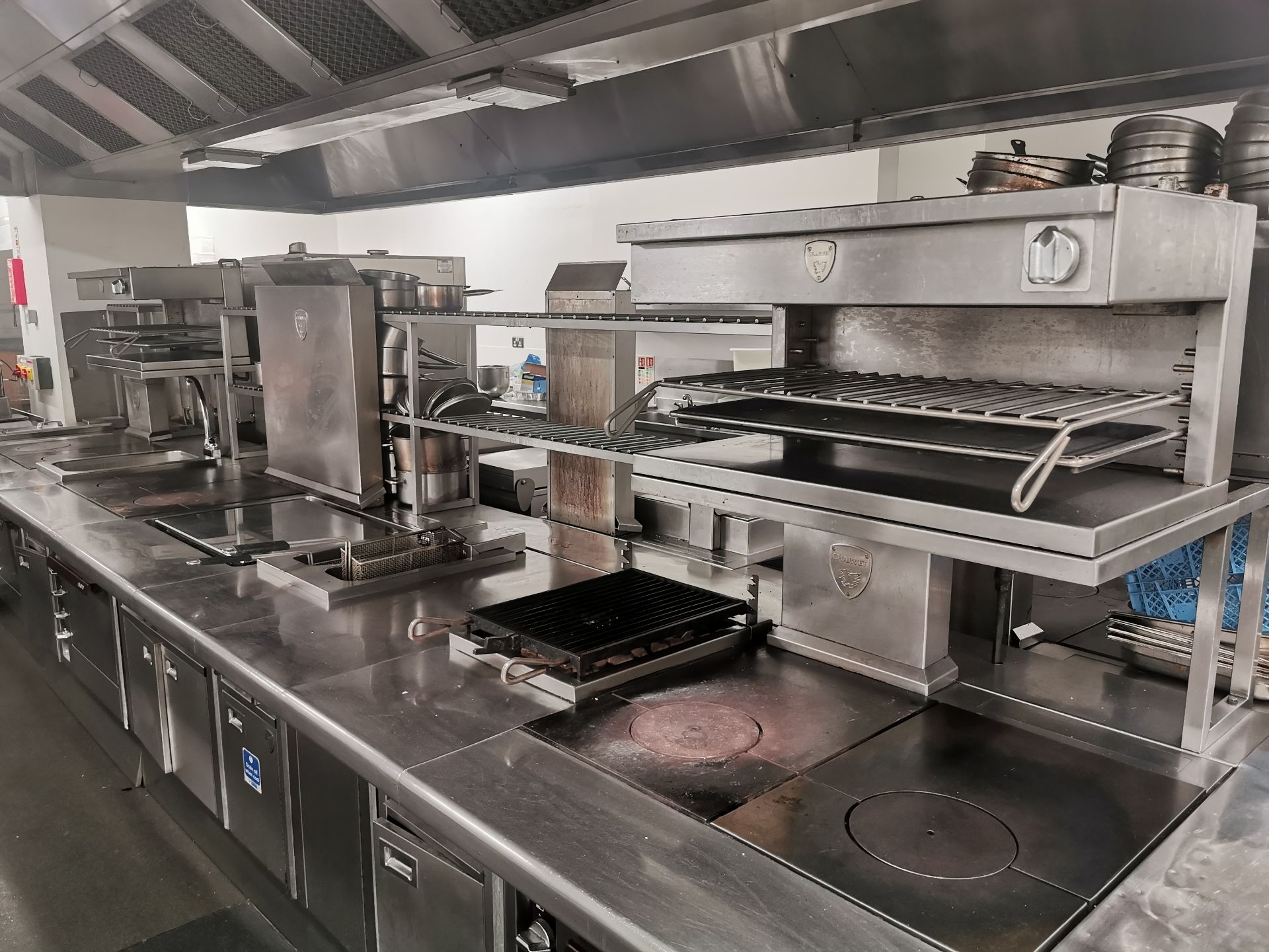 Charvet pro series heavy duty modular cooking rang - Image 2 of 12