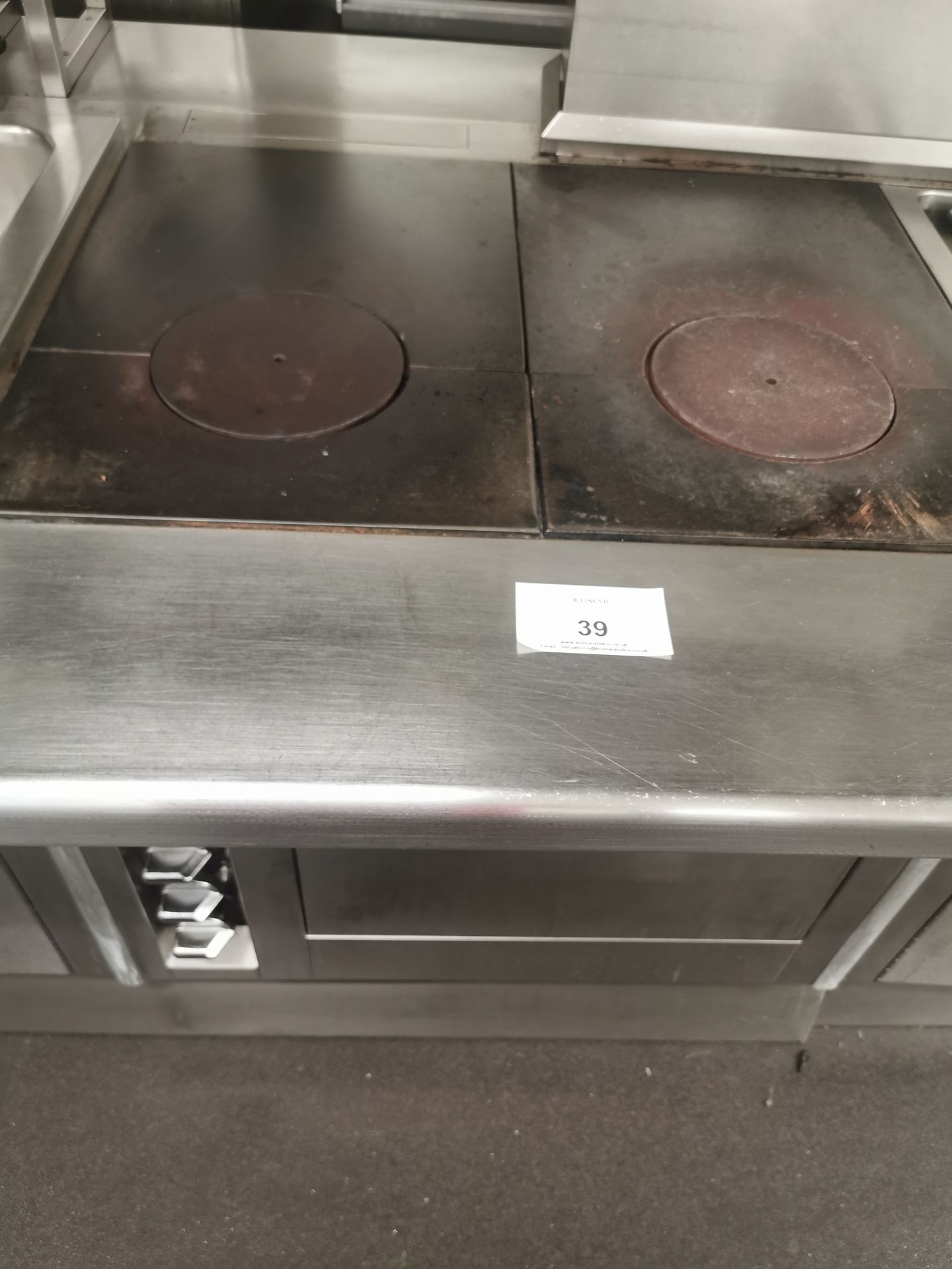 Charvet pro series twin hot plates and oven W85cm - Image 4 of 4