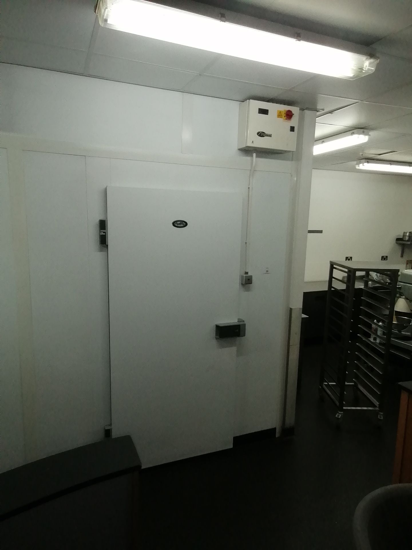 Foster Hermetic Walk-in Cold Room. Internal Diment