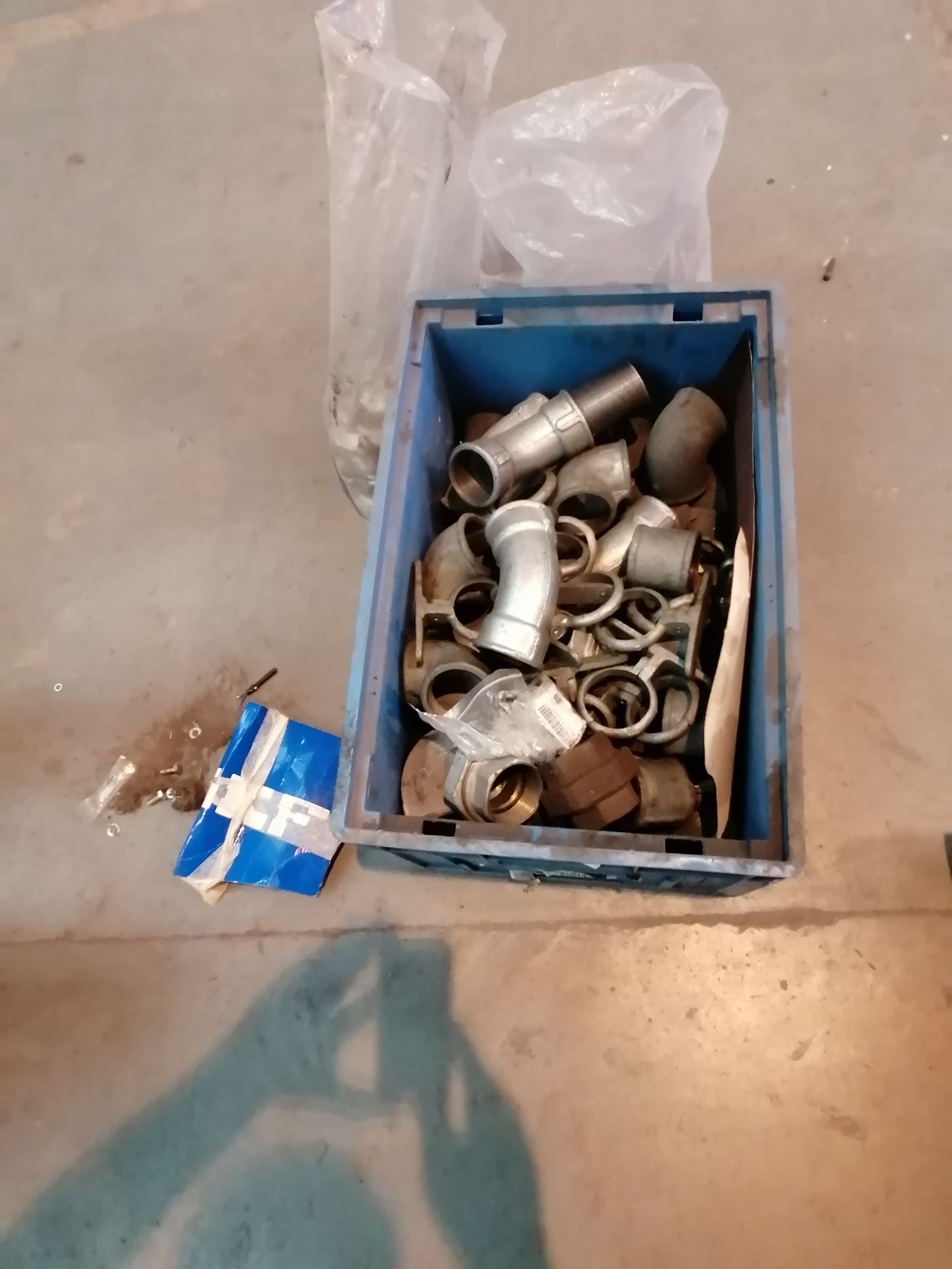 Various Metal air line fitting - Image 2 of 4