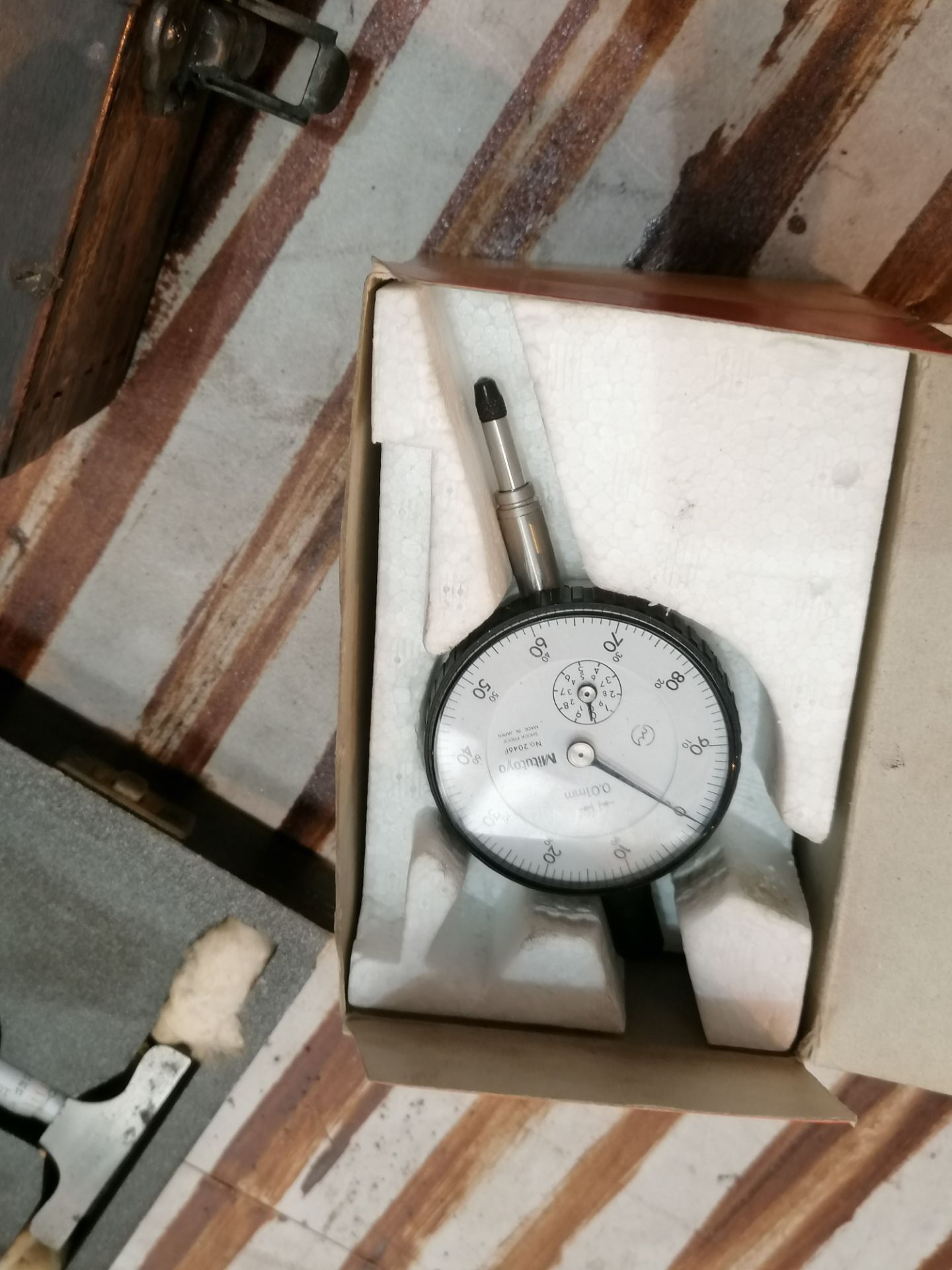 Mitutoyo dial gauge No 2046F - Image 2 of 2