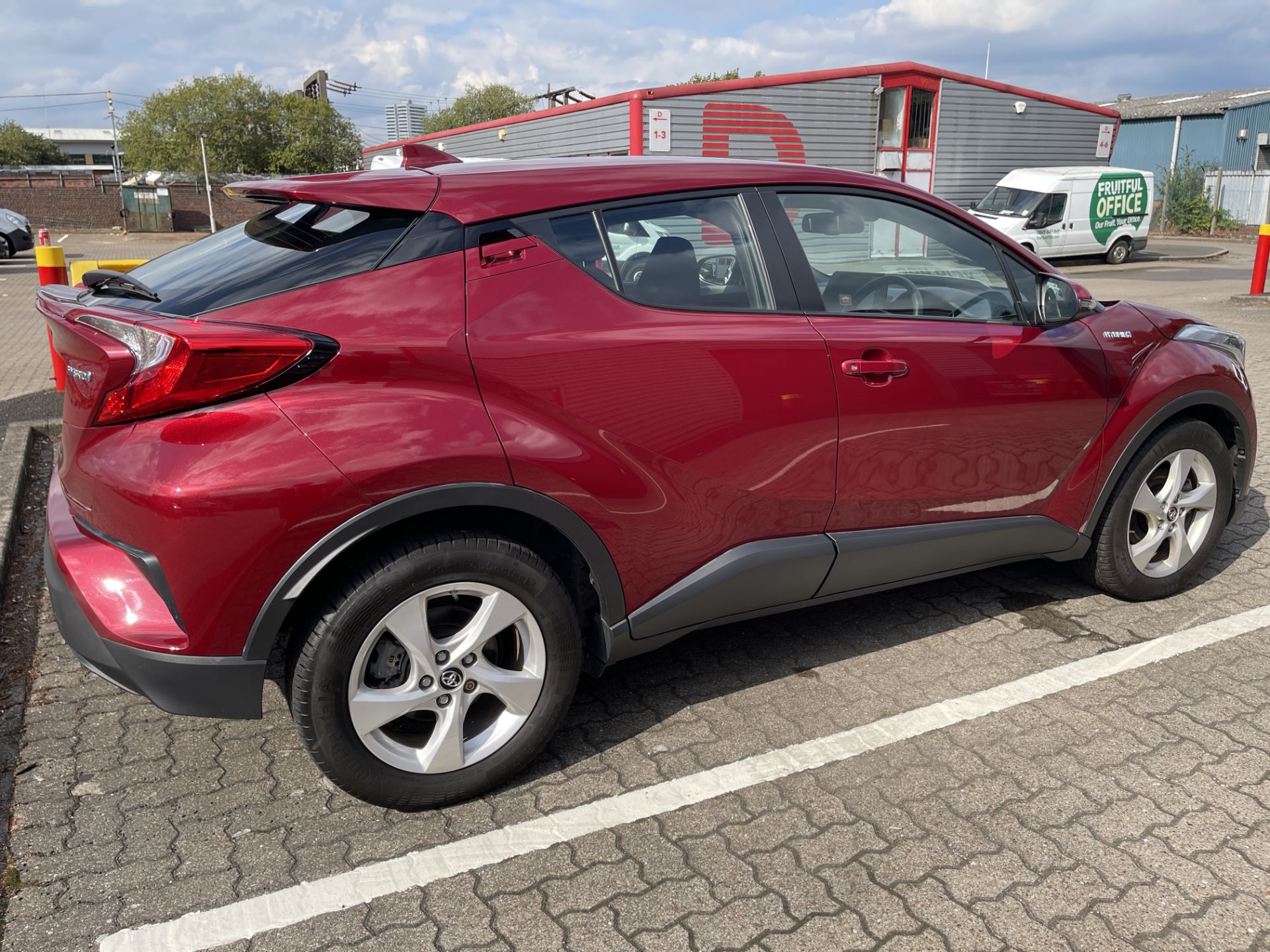 Toyota C-HR Icon HEV CVT - YC19 MRR - Only 3053 Miles - Two Keys - Image 10 of 38