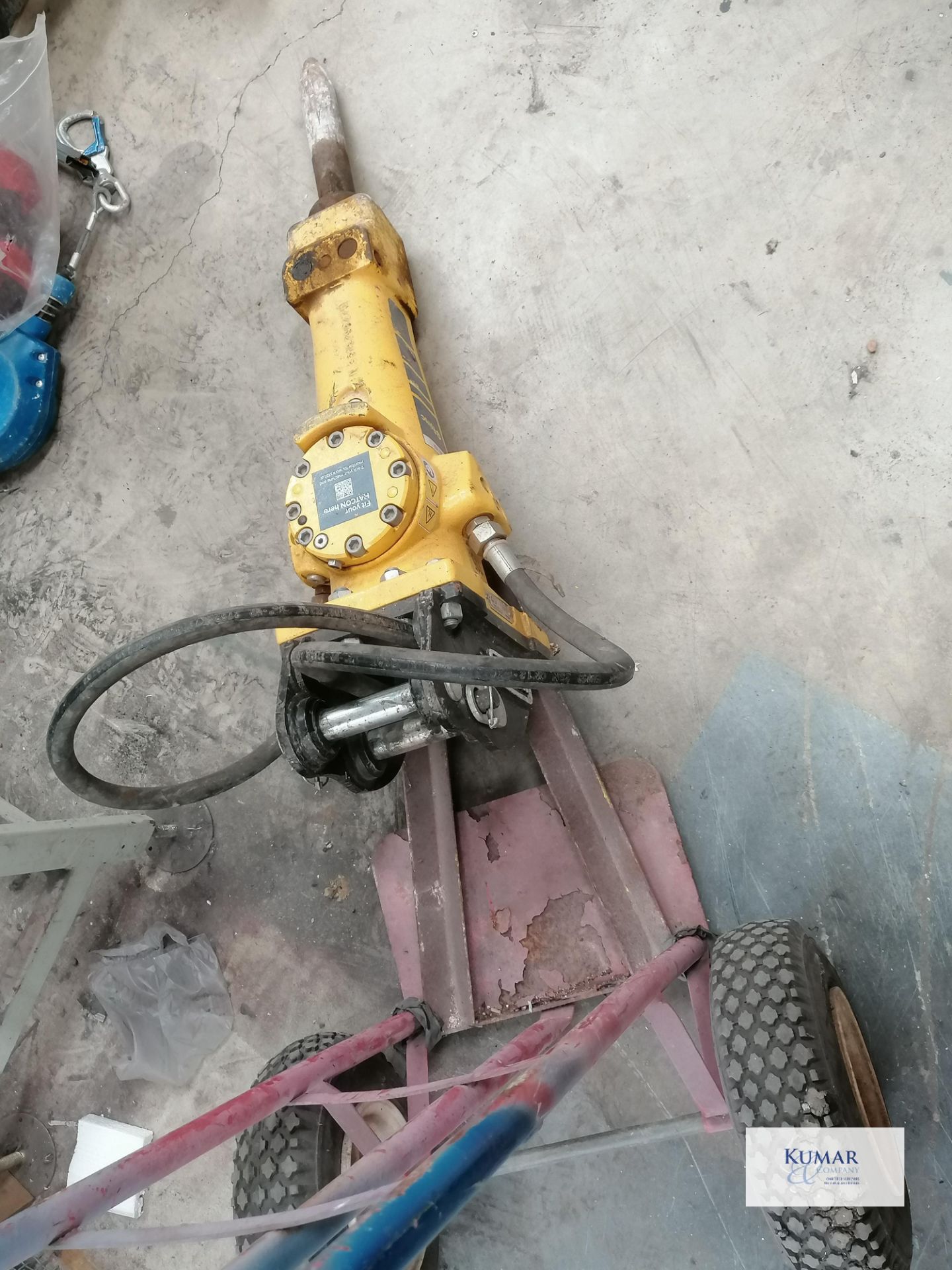 Epiroc SB 102 Hydraulic Breaker with Whites KX41-3 Attachment (2020) - Image 4 of 6