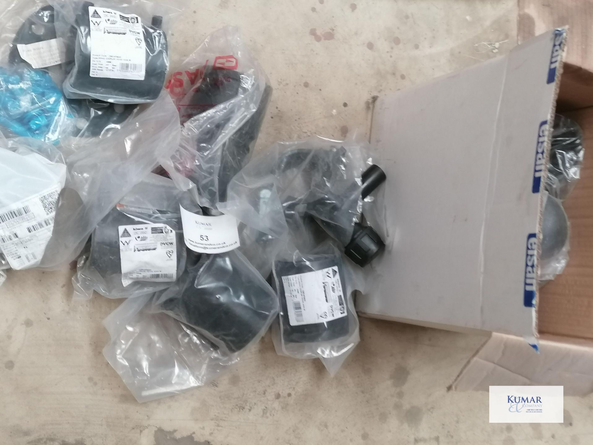 Box of various 90mm mdpe electrofusion pipe fittings - Image 2 of 4