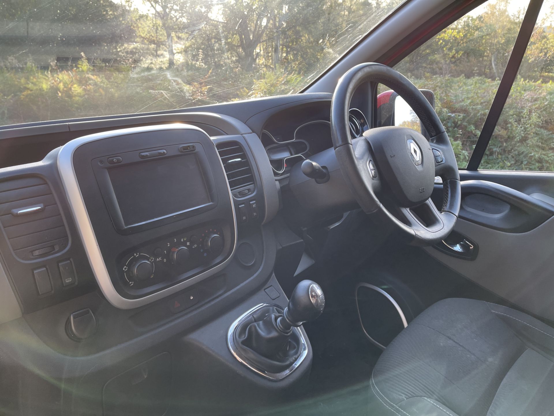 Renault Trafic SL27 Sport Energy - SB64 ZYZ - Image 23 of 69