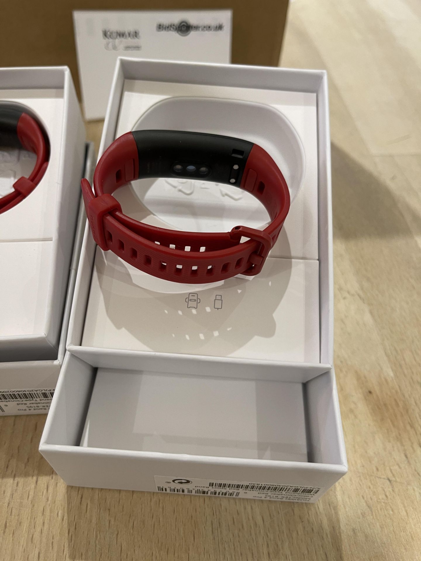 4: Huawei Band 4 Pro Fitness Tracker with 0.95 Inch AMOLED Touchscreen, RRP - £39.99 - Image 16 of 19