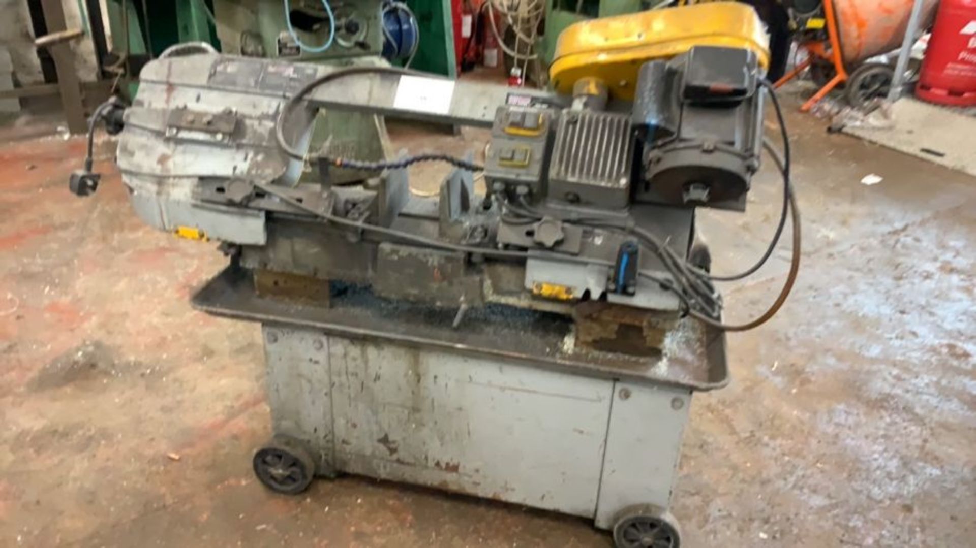 Sealey Model SM35CEV4 Horizontal Bandsaw, 240 volt electrics