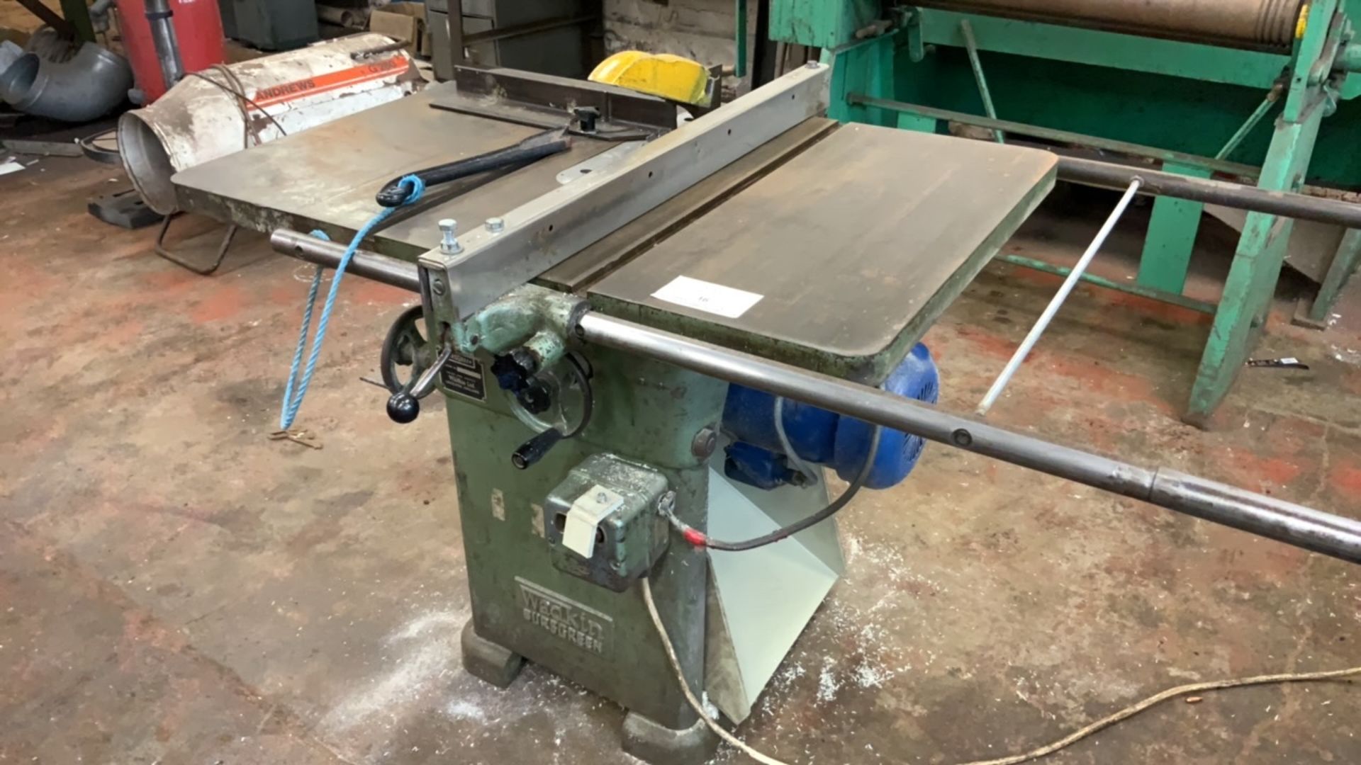 Wadkin Bursgreen Table Saw, Machine No. 2942, 3 phase electrics with 415 V Disconnection plug - Image 13 of 22