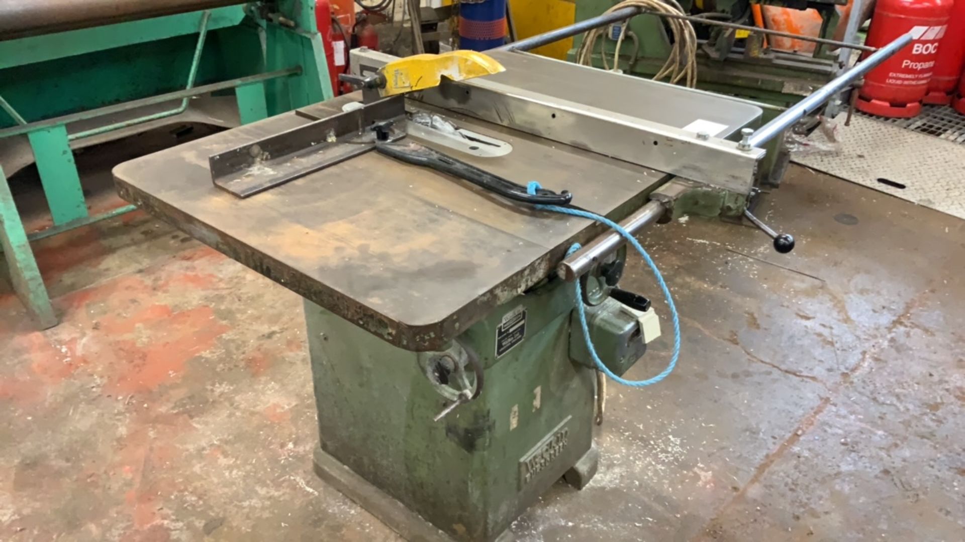 Wadkin Bursgreen Table Saw, Machine No. 2942, 3 phase electrics with 415 V Disconnection plug - Image 14 of 22