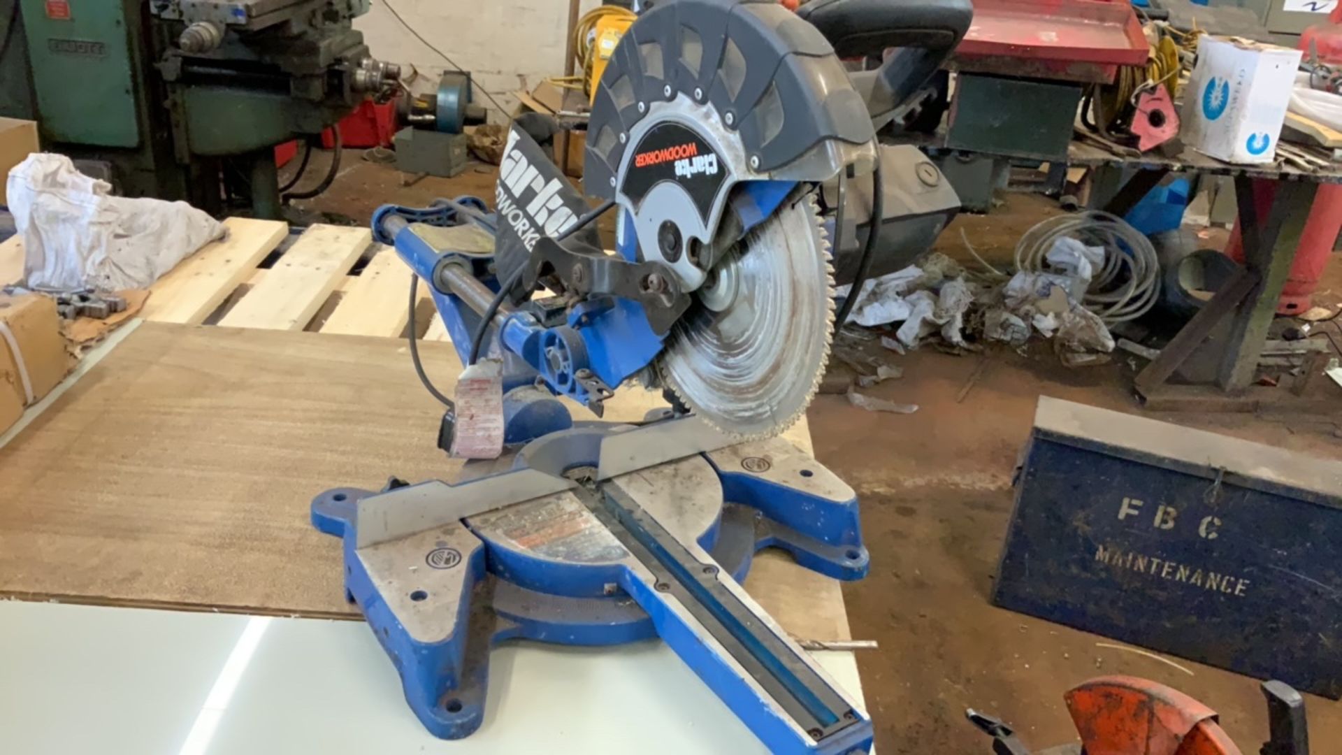 Clarke Woodworker 10â€ Sliding Compound Mitre Saw - Image 6 of 10