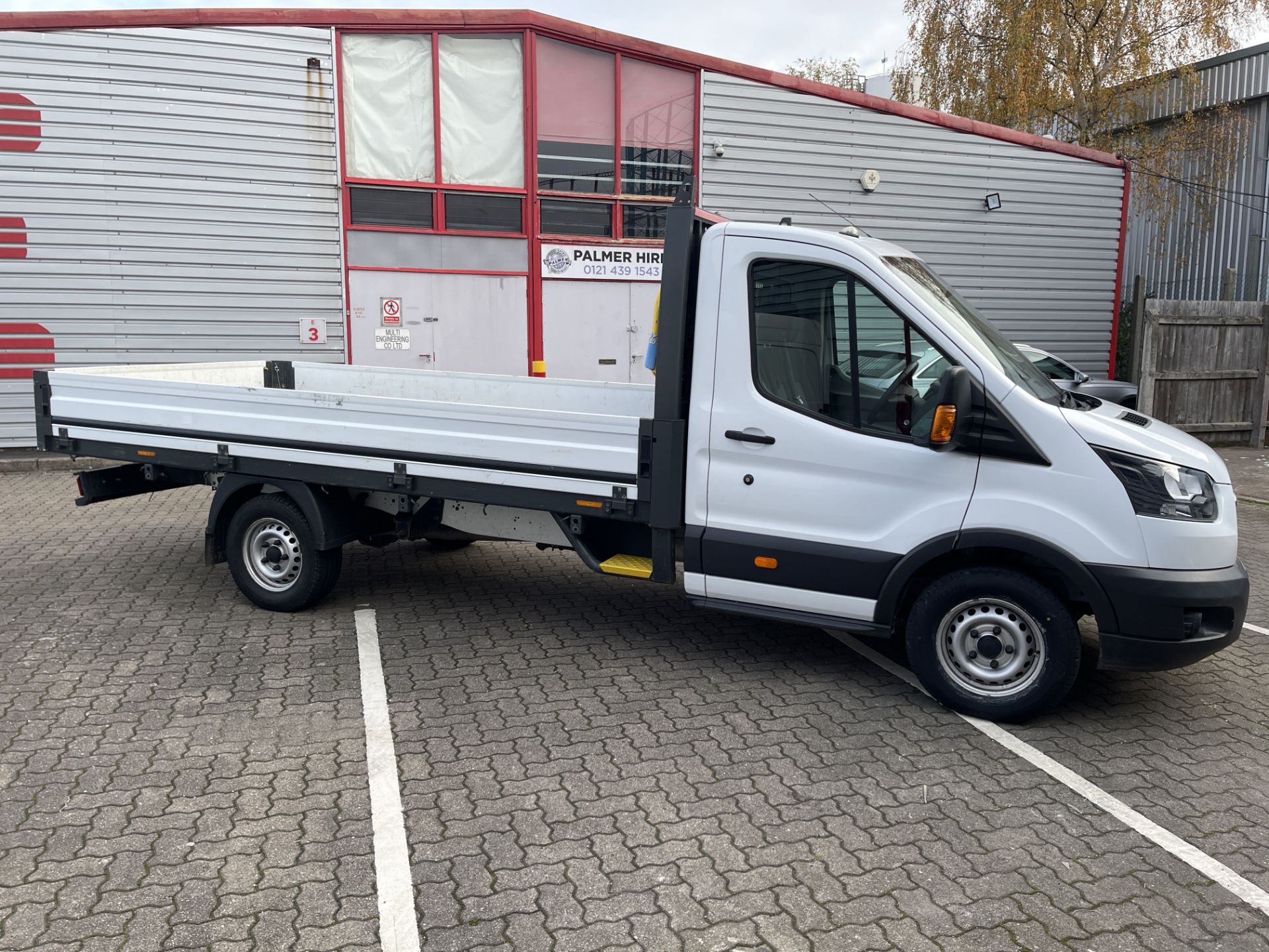 Ford Transit 350 L4, FWD, 1,995cc TDCi 130PS, 6 Speed Manual, Diesel, Dropside Truck - Image 2 of 47