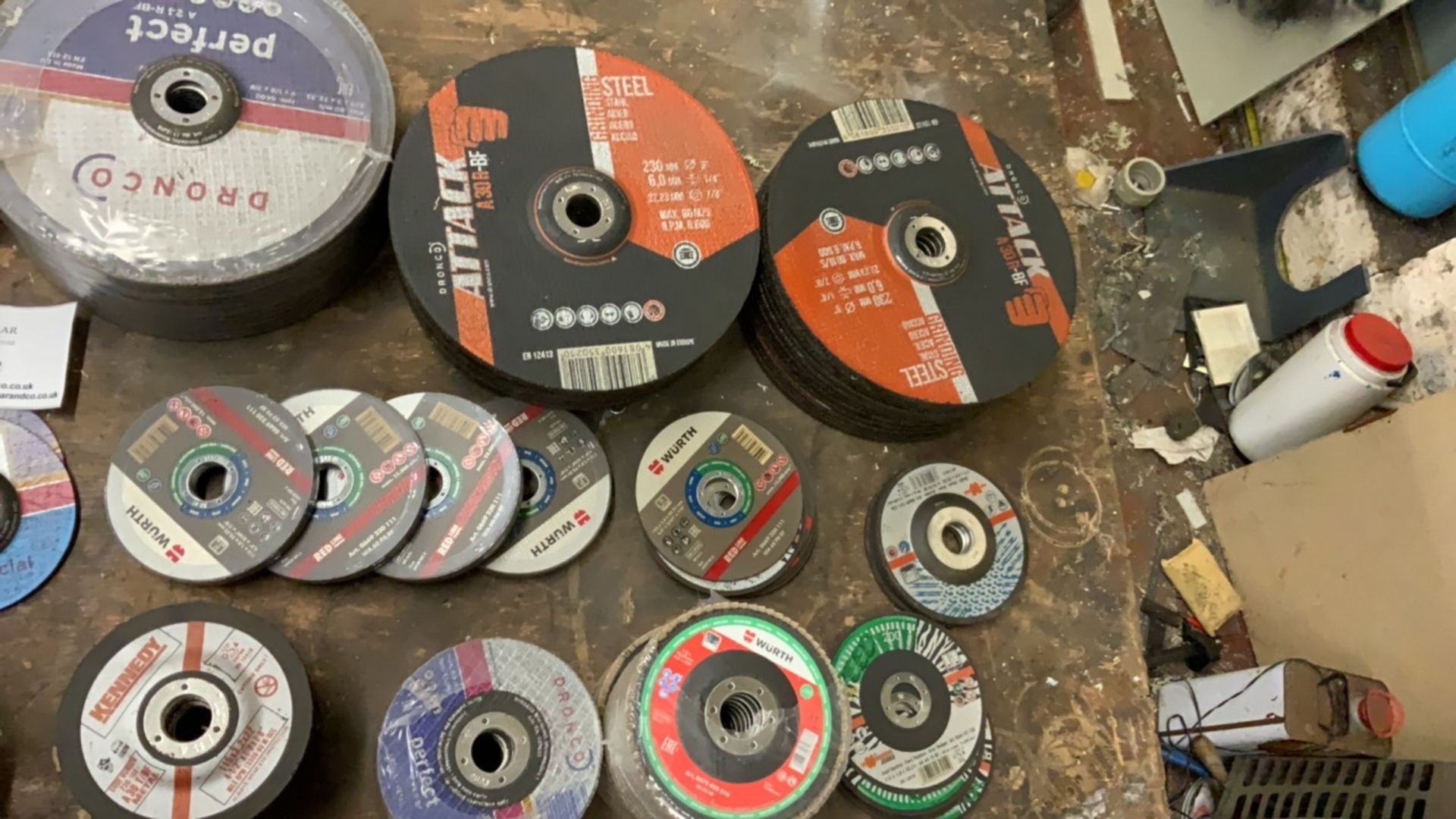 Quantity of grinding discs, various sizes - Image 14 of 20
