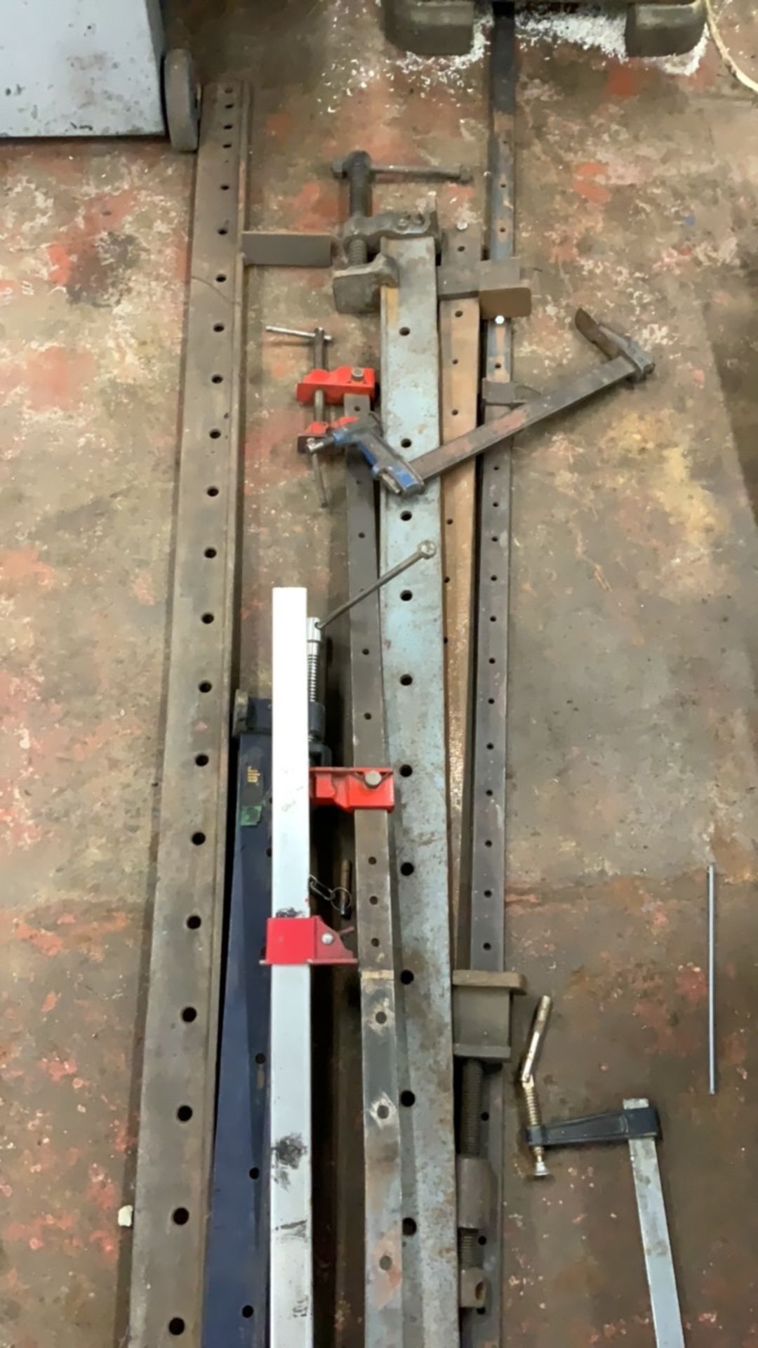 Large quantity of T bar and Sash clamps - Image 16 of 22