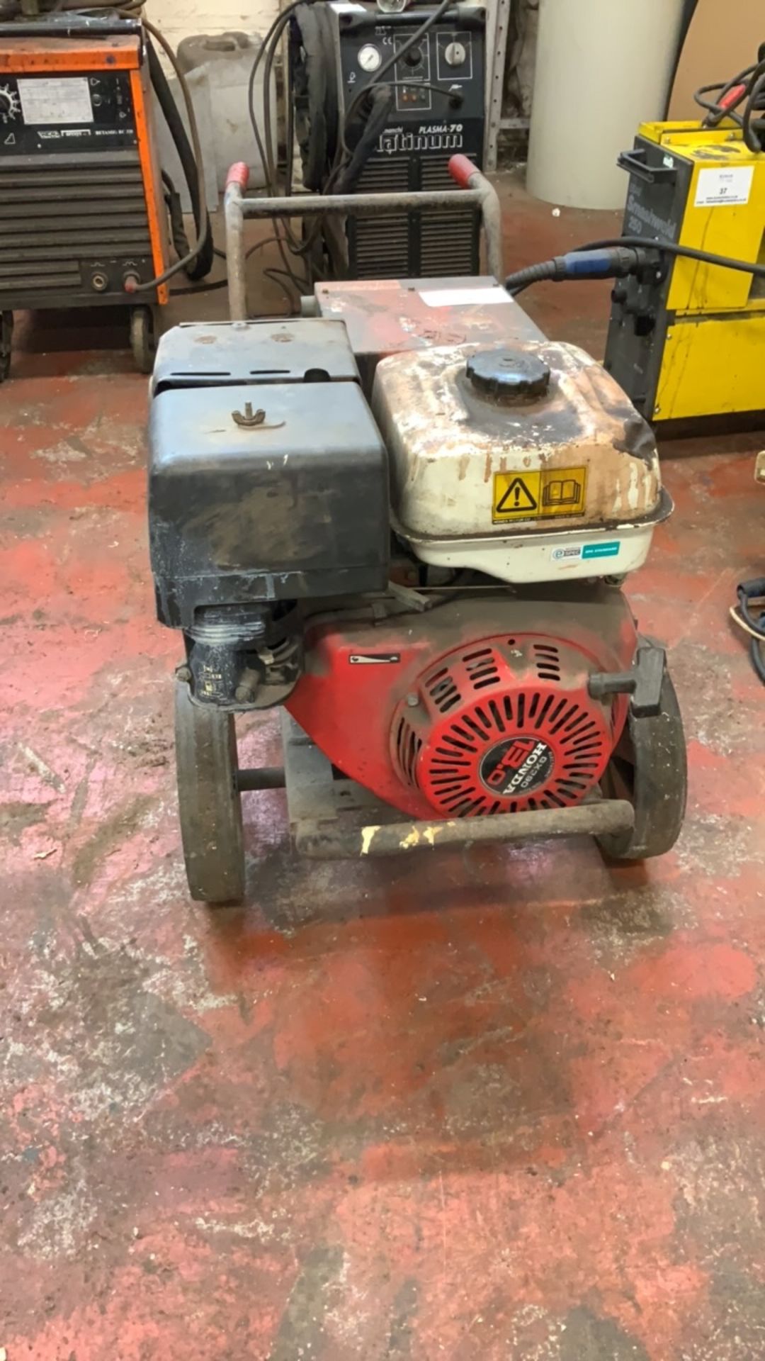 Clarke Generator Welder (Spares or Repair- Unsure if this item is operational) - Image 11 of 20