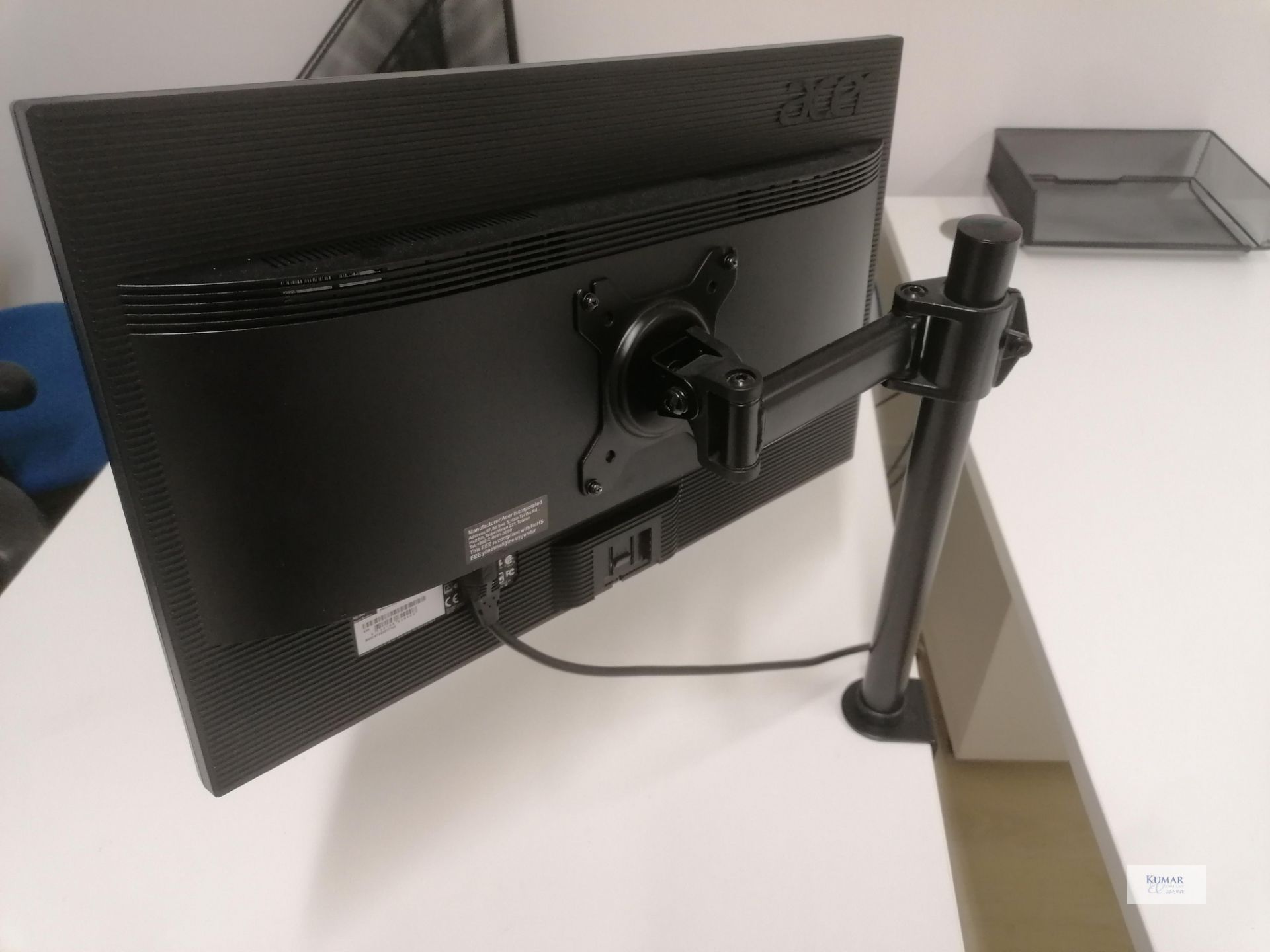 Acer V226HQL 22" LCD Monitor with Desk braket Manufactured March 2018 - Image 2 of 4