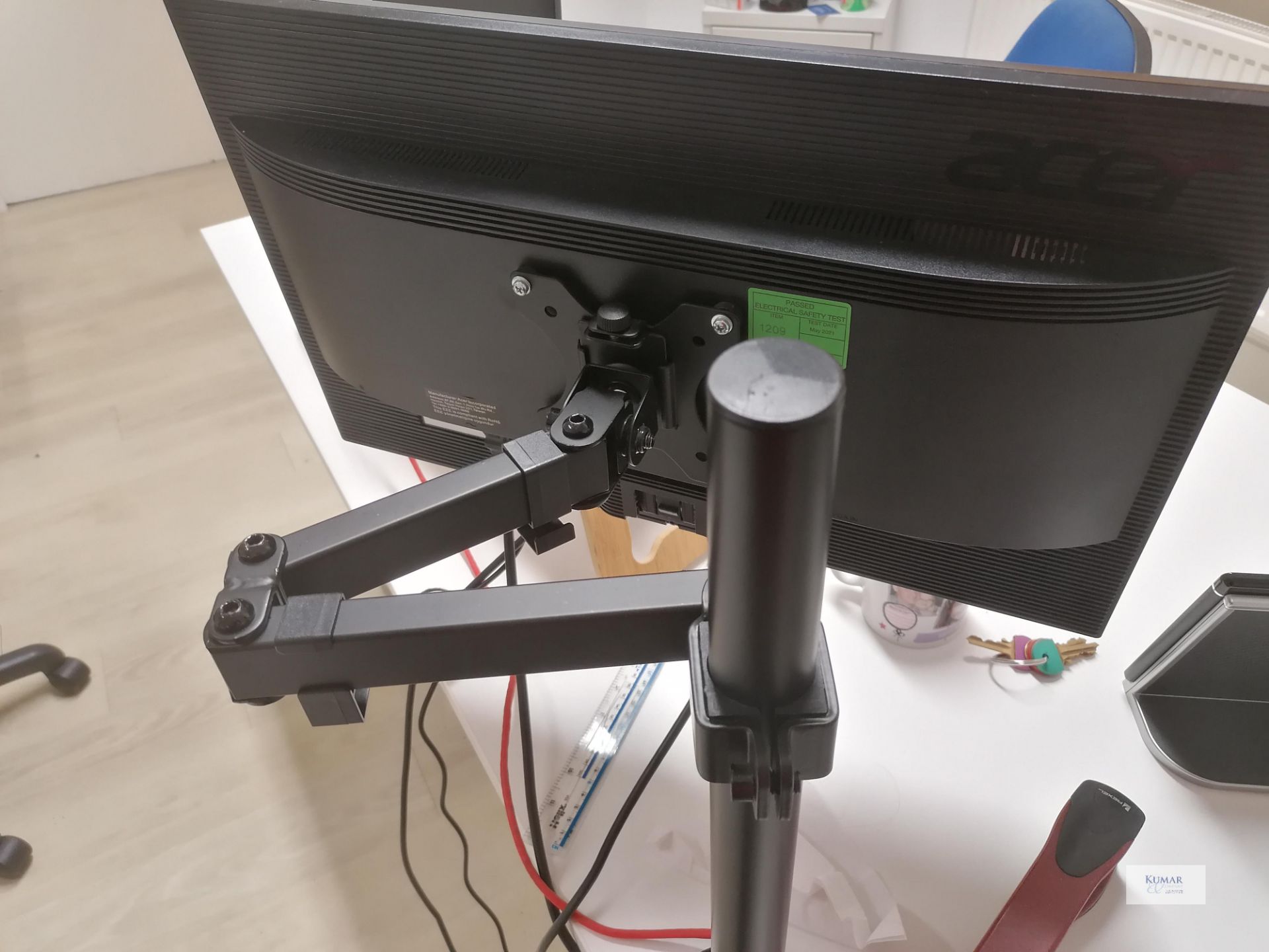 Acer V226HQL 22" LCD Monitor with Von Haud desk braket Manufactured March 2018 - Image 3 of 7